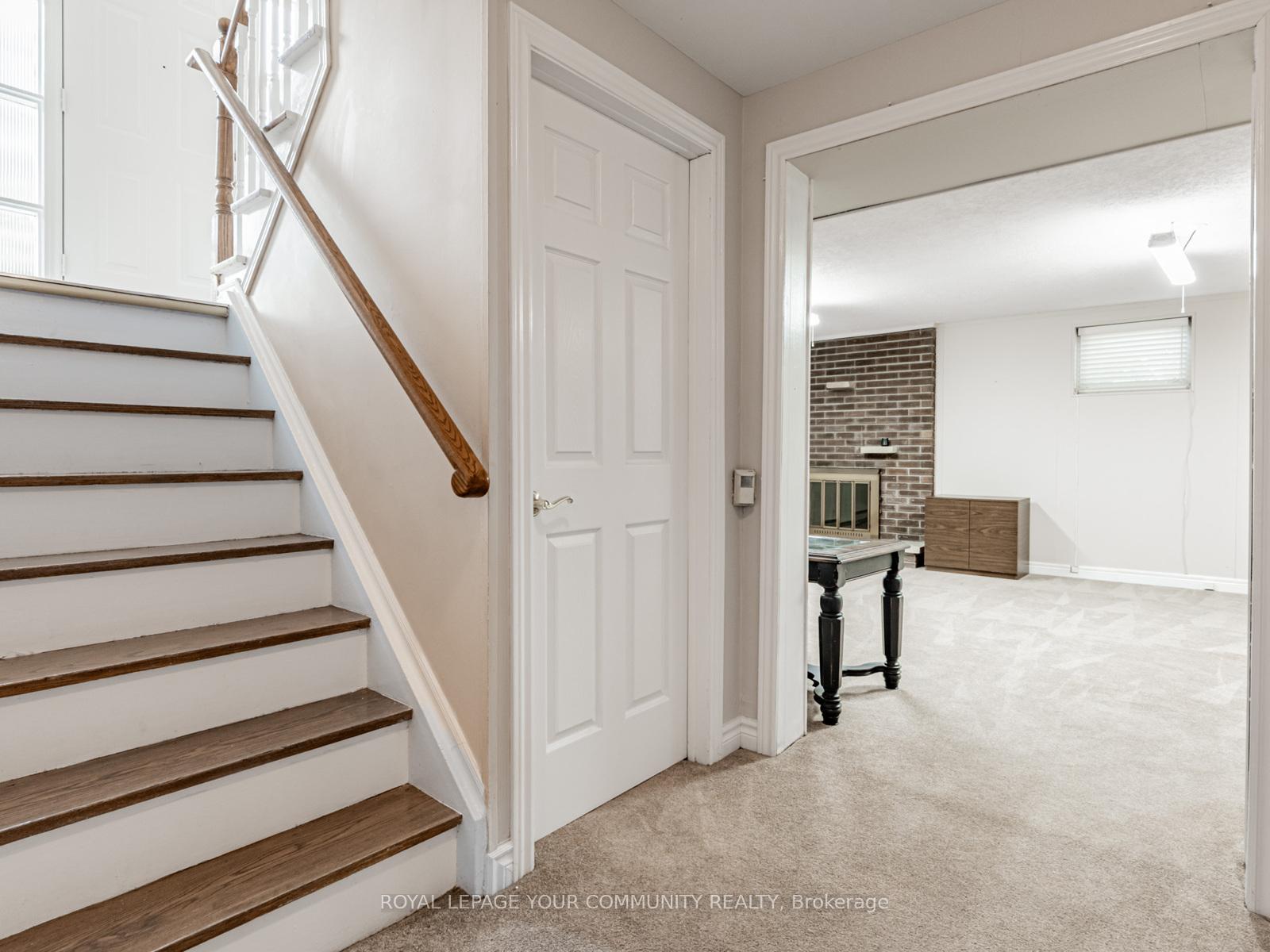 Photo 46 of 1 Thorny Brae Drive, Markham, Royal Orchard — HOMEH