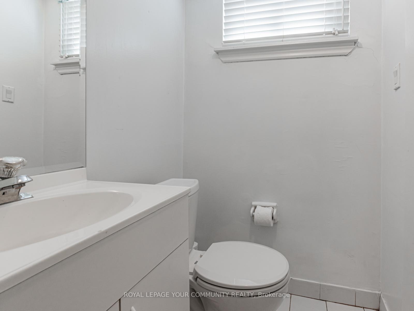 Photo 52 of 1 Thorny Brae Drive, Markham, Royal Orchard — HOMEH