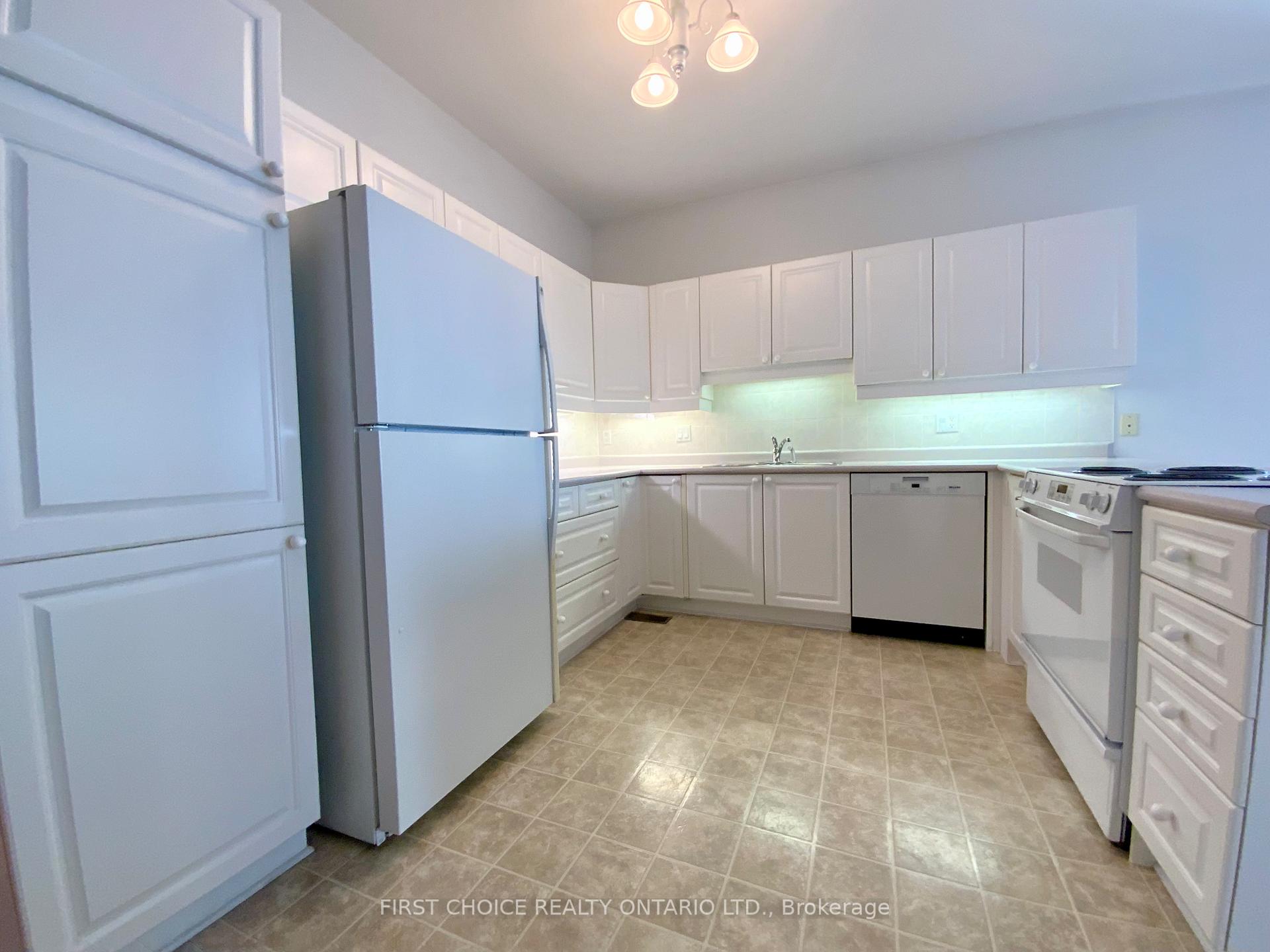 Photo 28 of 11 Meadowcroft Crescent, Ottawa, Carson Meadows — HOMEH