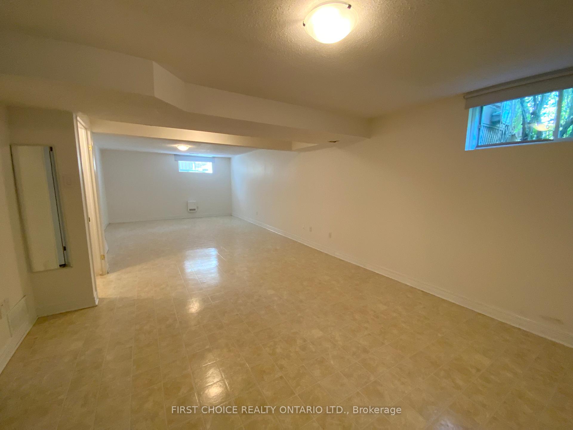 Photo 25 of 11 Meadowcroft Crescent, Ottawa, Carson Meadows — HOMEH