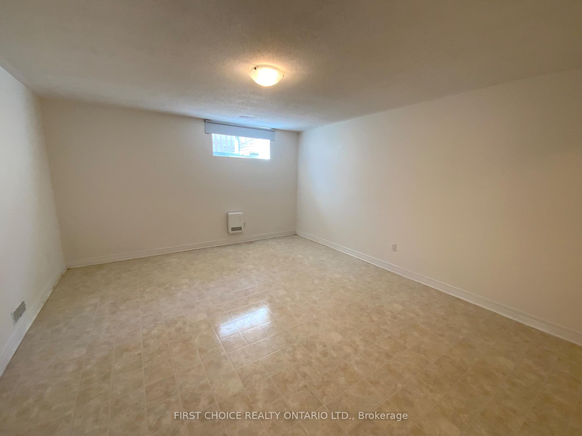 Photo 12 of 11 Meadowcroft Crescent, Ottawa, Carson Meadows — HOMEH