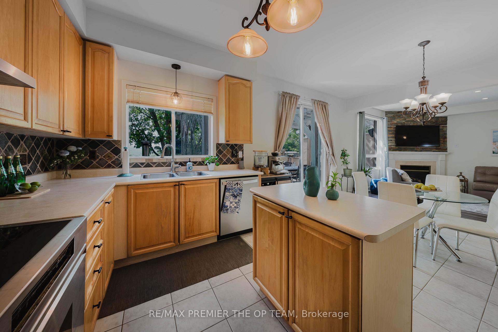 Photo 13 of 328 Napa Valley Avenue, Vaughan, Sonoma Heights — HOMEH