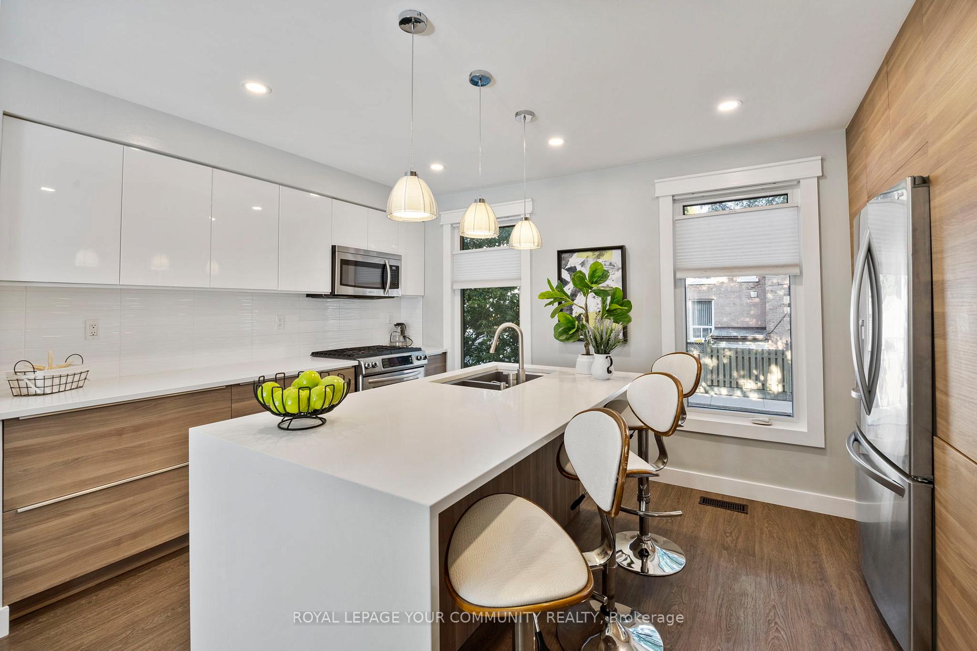 Photo 10 of 8 West Avenue, Toronto, South Riverdale — HOMEH