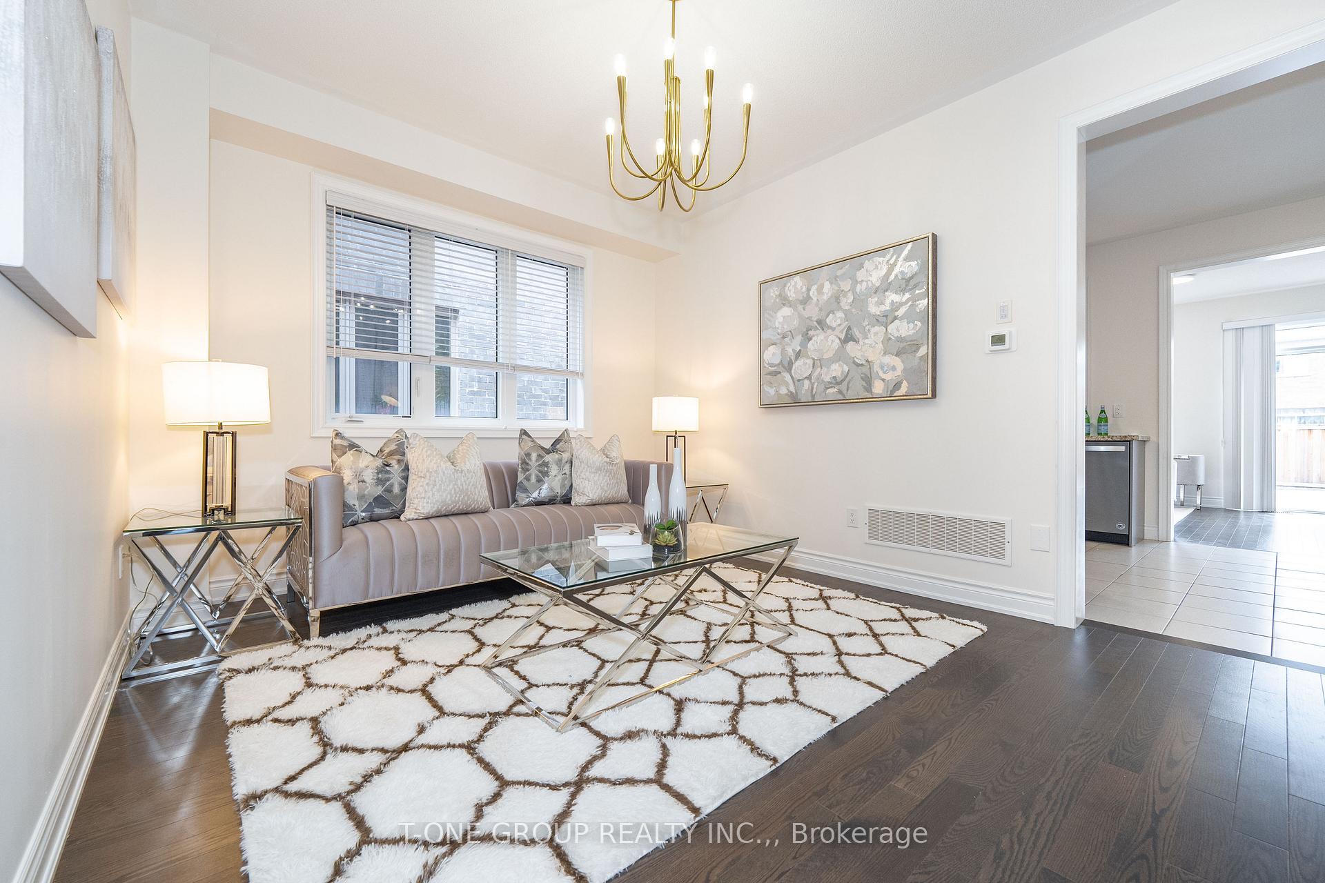 Photo 10 of 394 Kirkham Drive, Markham, Cedarwood — HOMEH