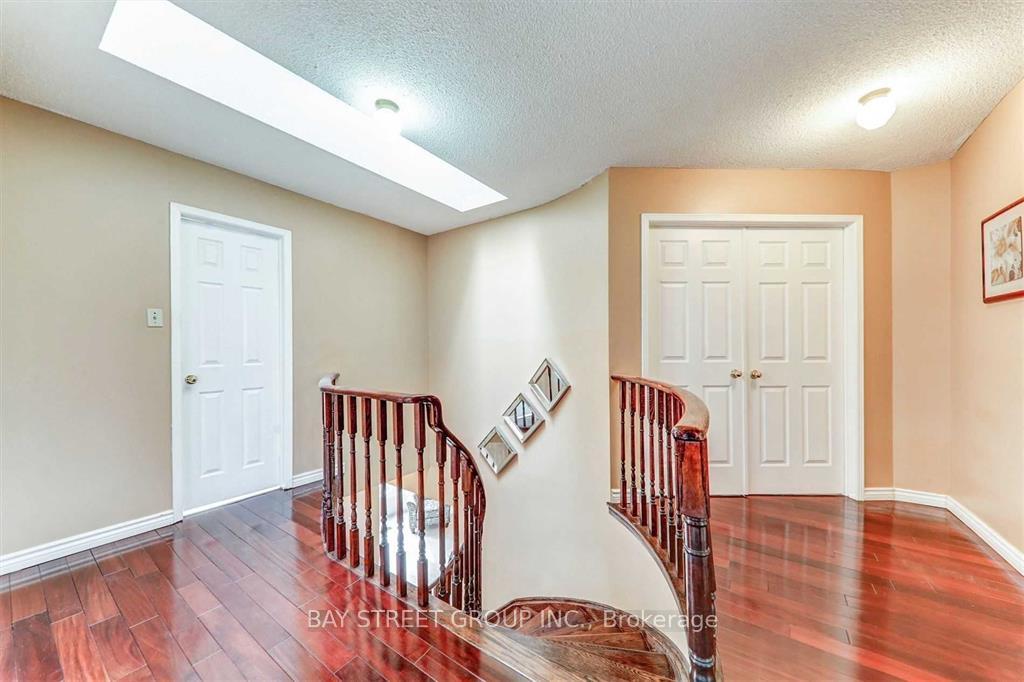 Photo 18 of 36 Norman Ross Drive, Markham, Middlefield — HOMEH