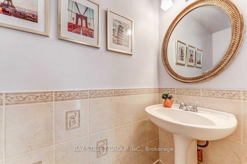 Photo 21 of 36 Norman Ross Drive, Markham, Middlefield — HOMEH