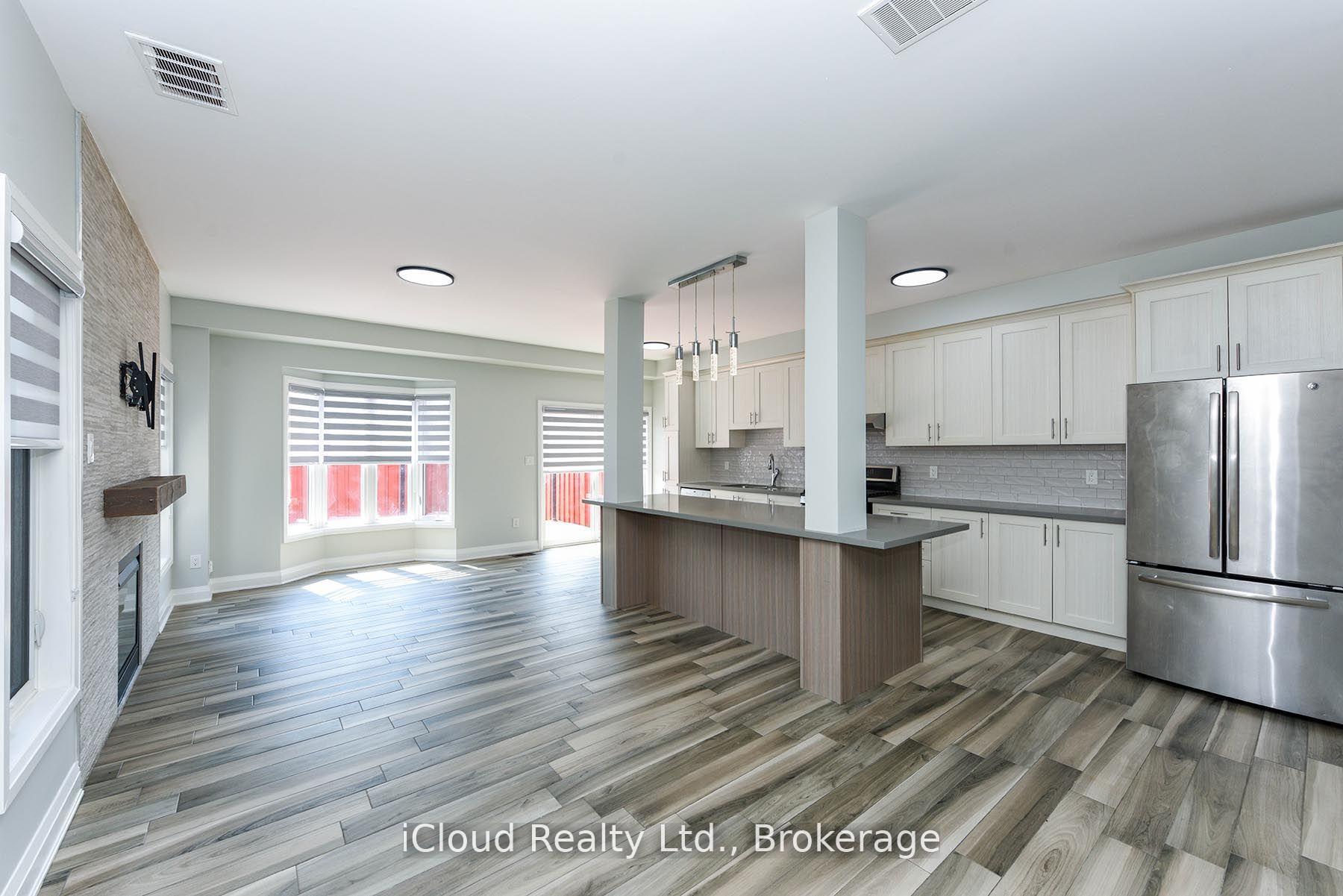Photo 14 of 66 Gammon Crescent, Brampton, Bram West — HOMEH