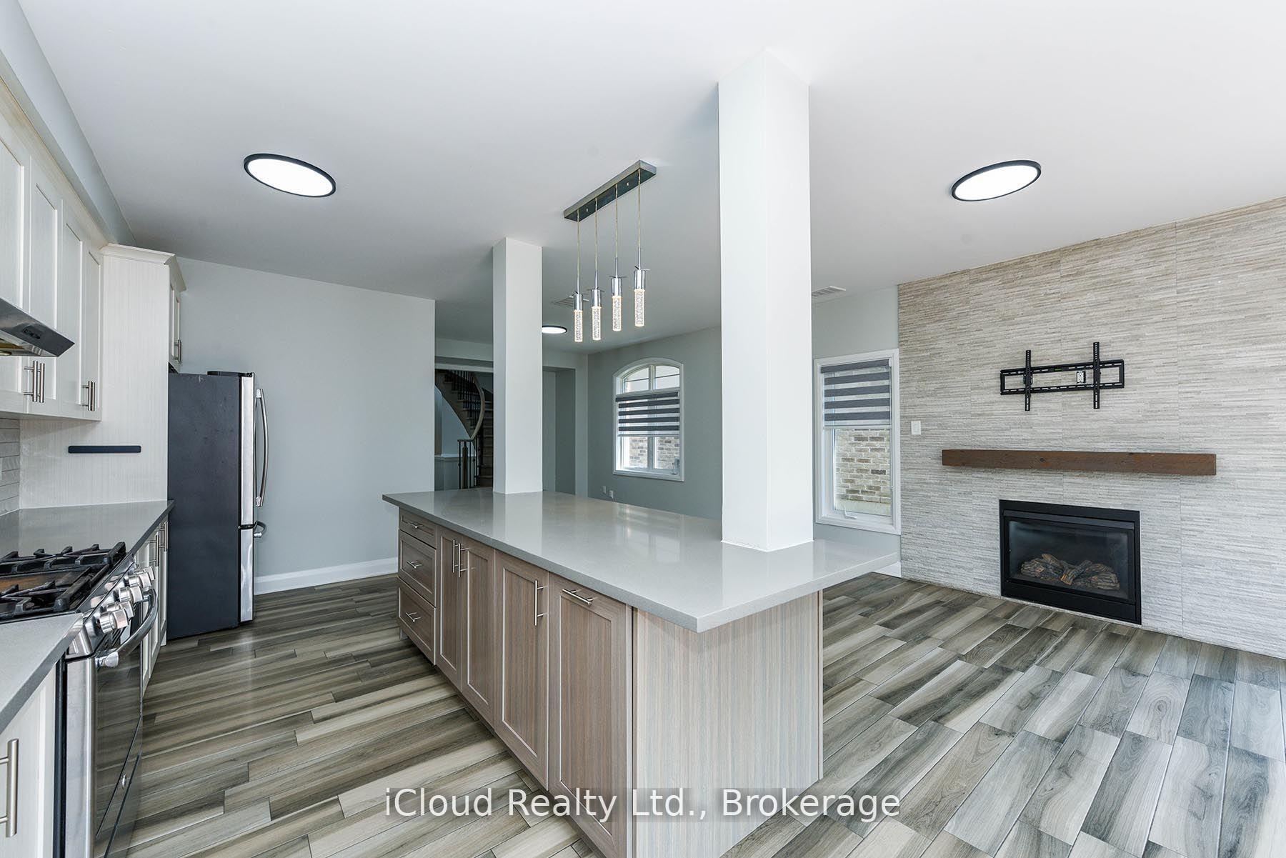 Photo 15 of 66 Gammon Crescent, Brampton, Bram West — HOMEH
