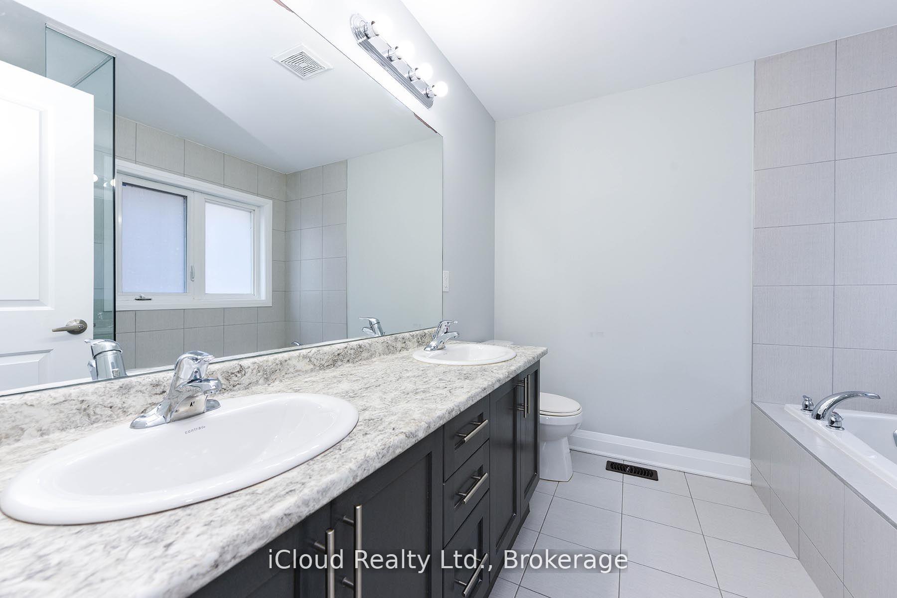Photo 27 of 66 Gammon Crescent, Brampton, Bram West — HOMEH