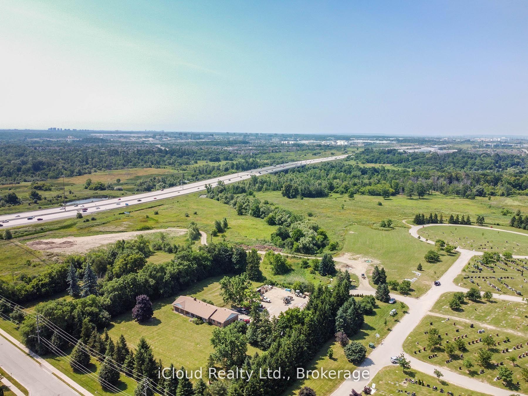 Photo 42 of 66 Gammon Crescent, Brampton, Bram West — HOMEH