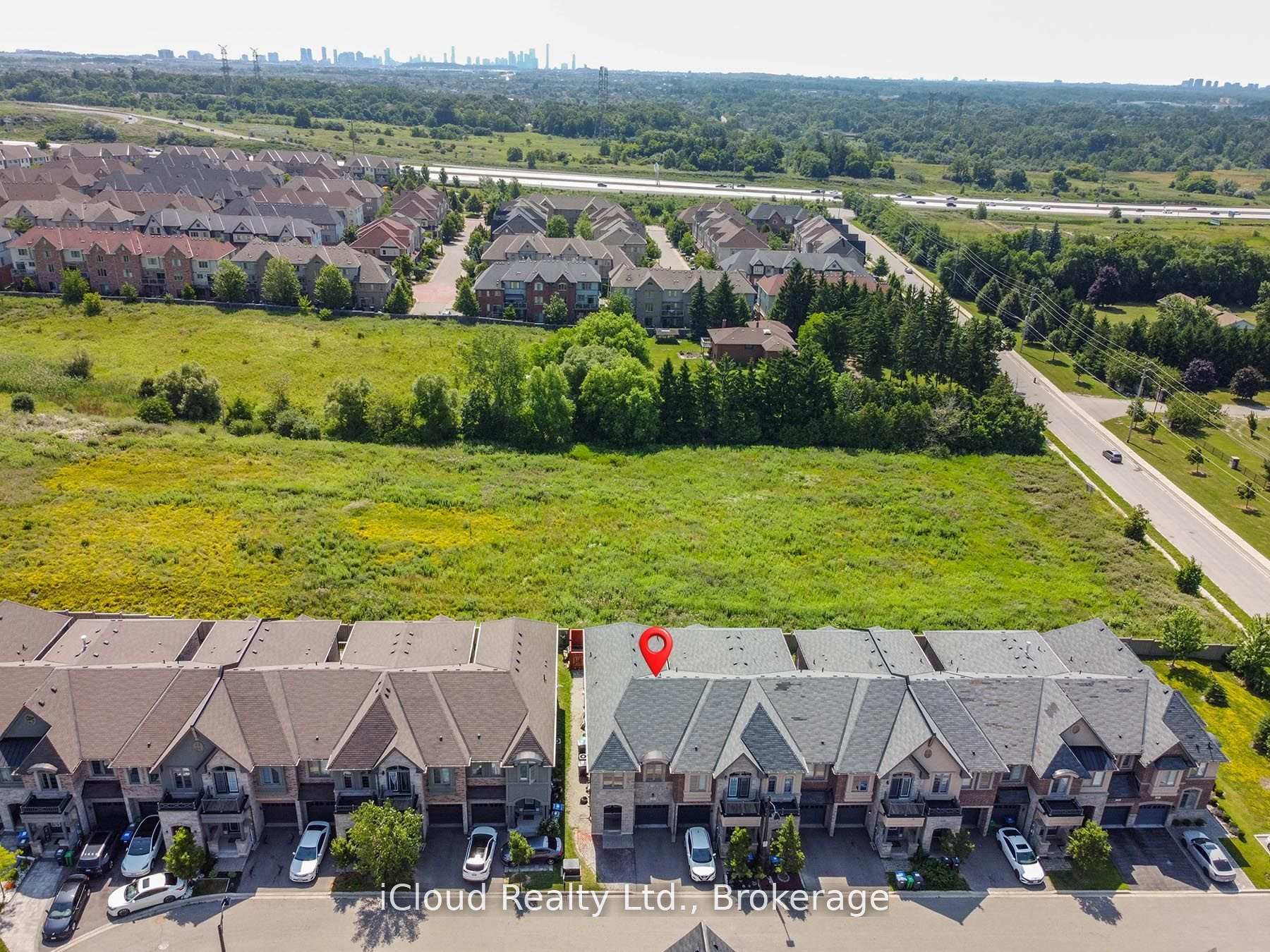 Photo 39 of 66 Gammon Crescent, Brampton, Bram West — HOMEH