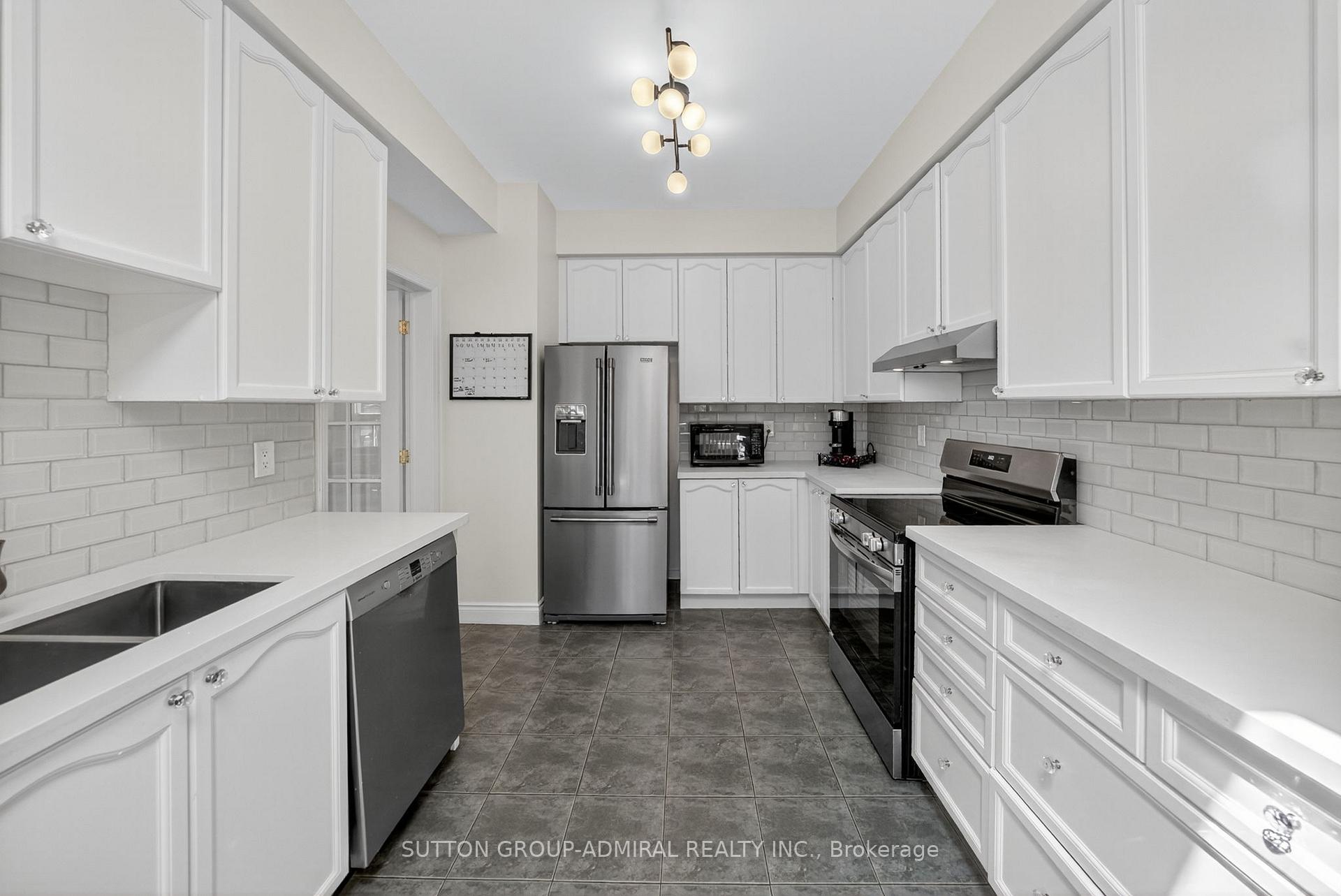 Photo 26 of 65 Belvia Drive, Vaughan, Patterson — HOMEH