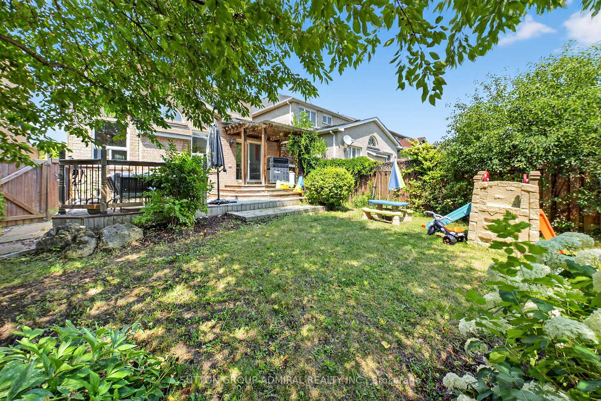Photo 21 of 65 Belvia Drive, Vaughan, Patterson — HOMEH
