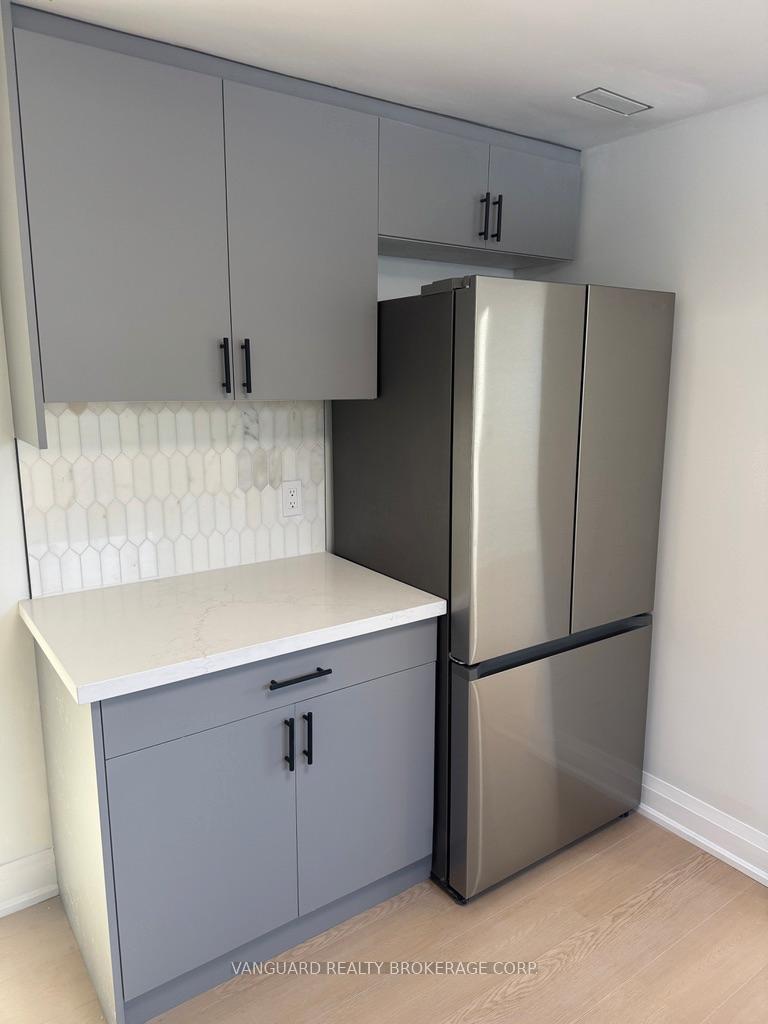 Photo 5 of Unit Lower, 29 Baldwin Lane, Barrie, Allandale Heights — HOMEH