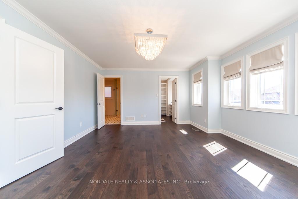 Photo 24 of 59 Whittington Drive, Hamilton, Ancaster — HOMEH