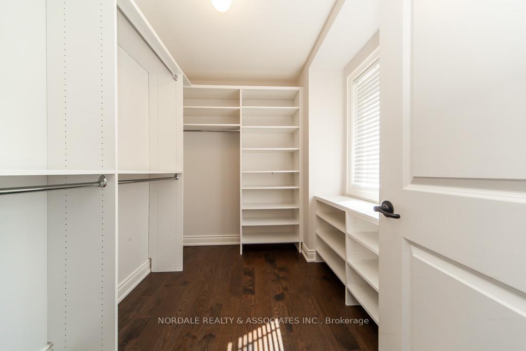 Photo 23 of 59 Whittington Drive, Hamilton, Ancaster — HOMEH