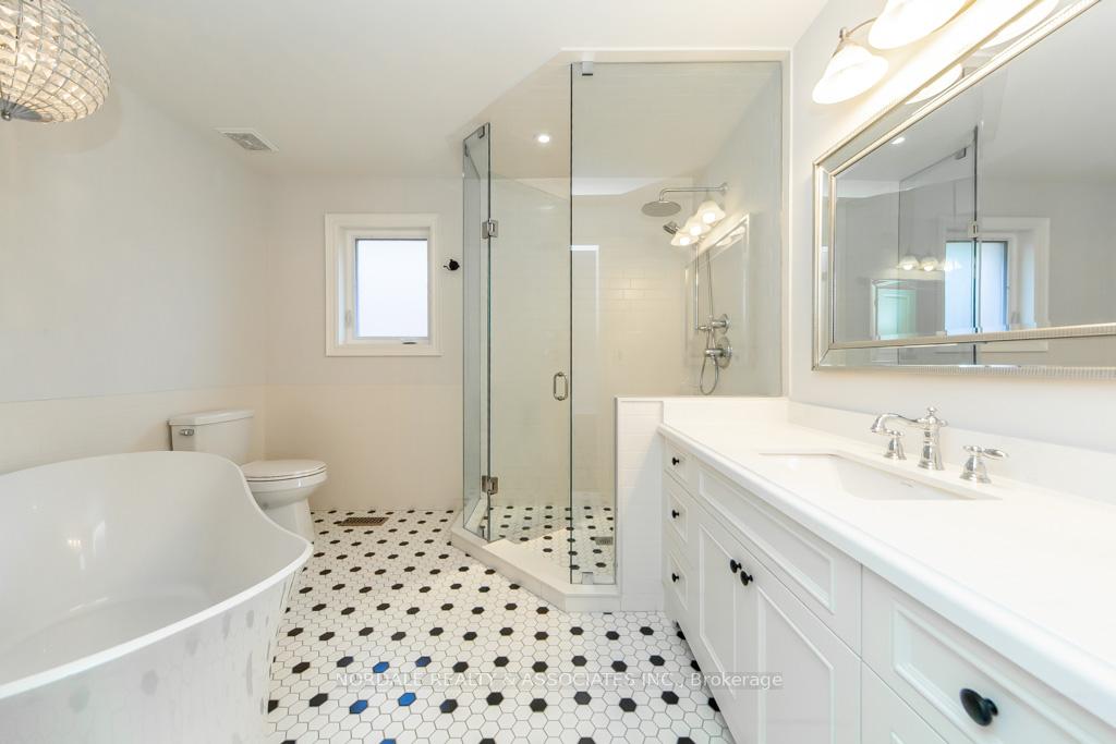 Photo 27 of 59 Whittington Drive, Hamilton, Ancaster — HOMEH