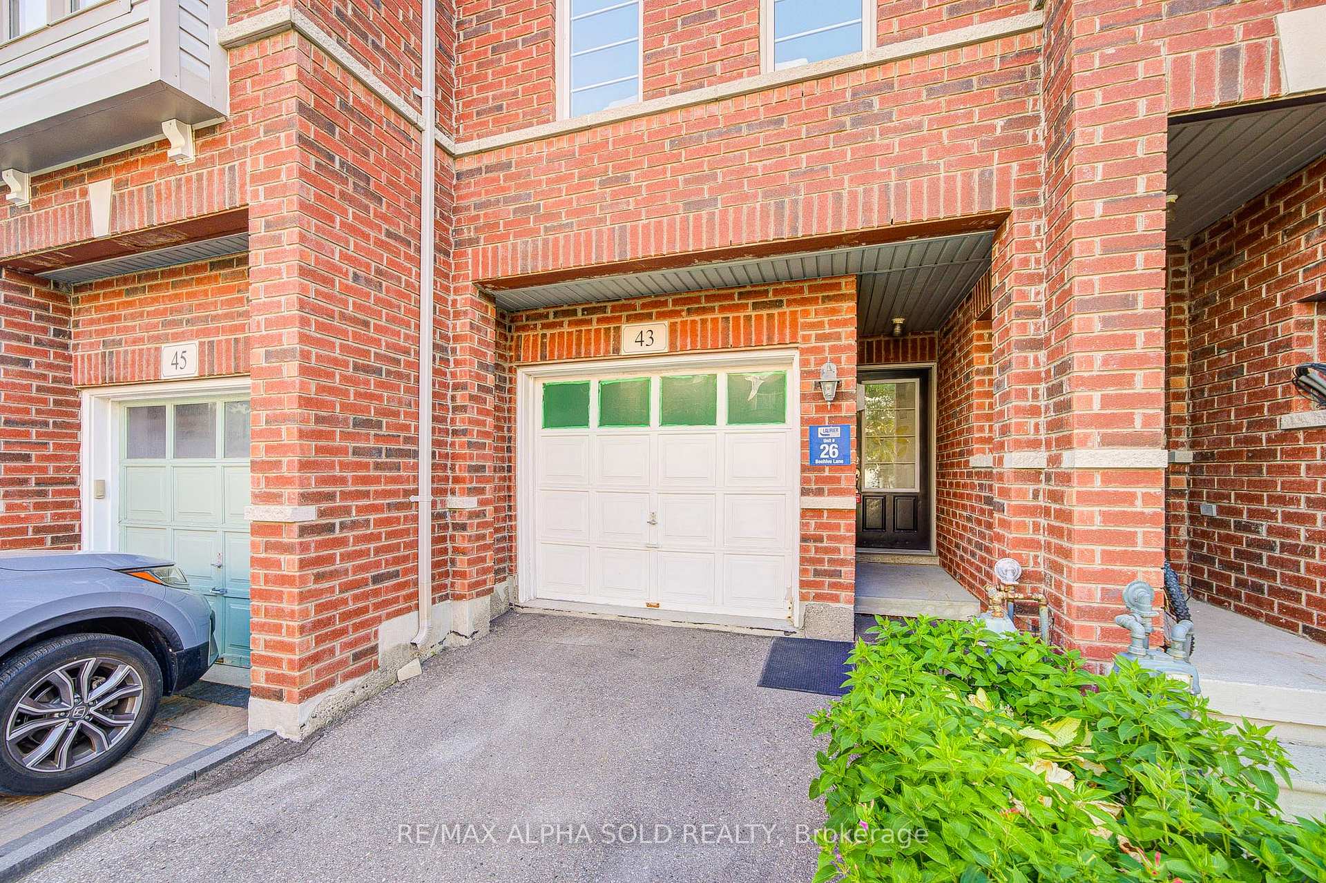 Photo 9 of 43 Beehive Lane, Markham, Wismer — HOMEH