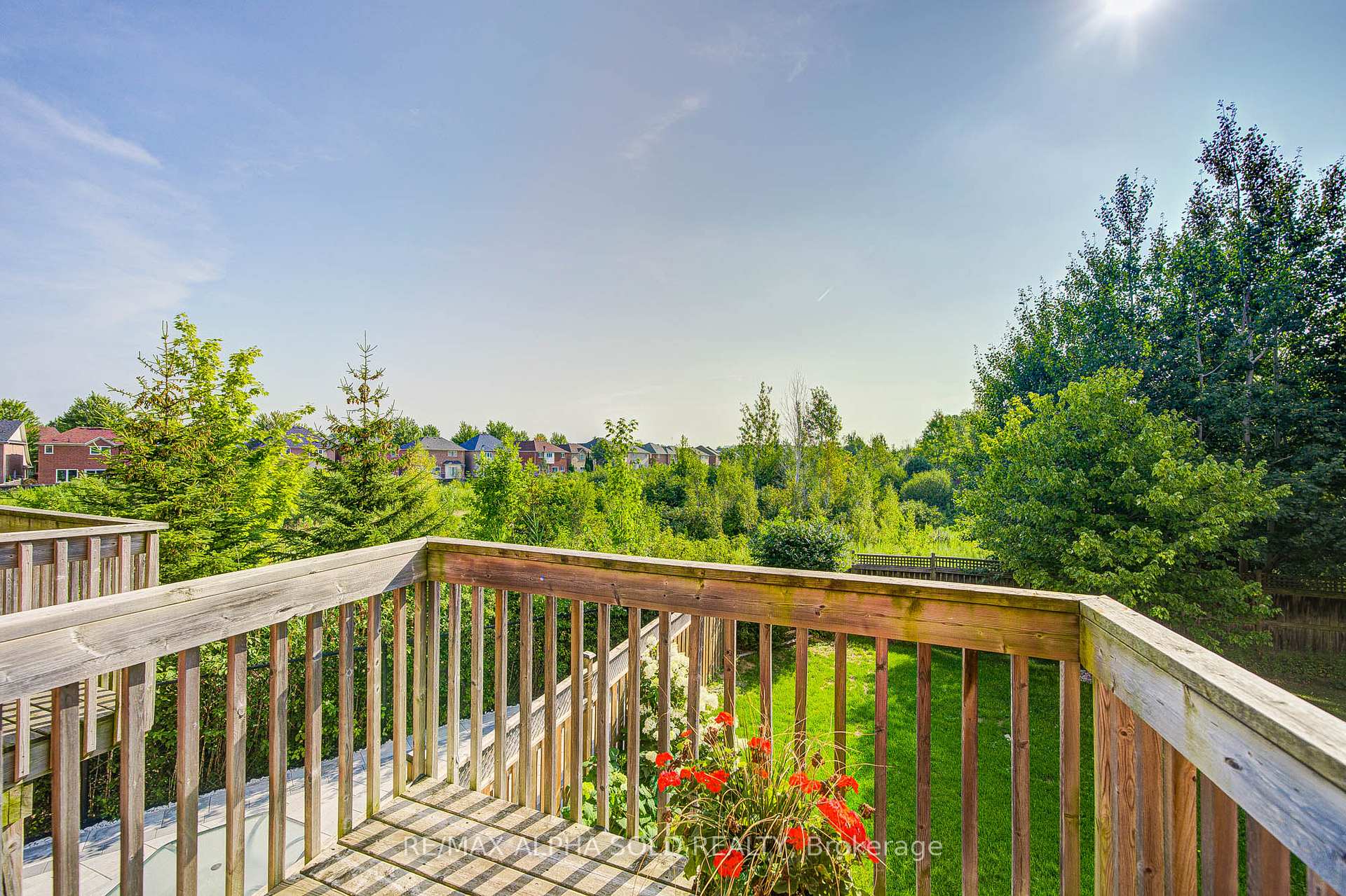 Photo 14 of 43 Beehive Lane, Markham, Wismer — HOMEH