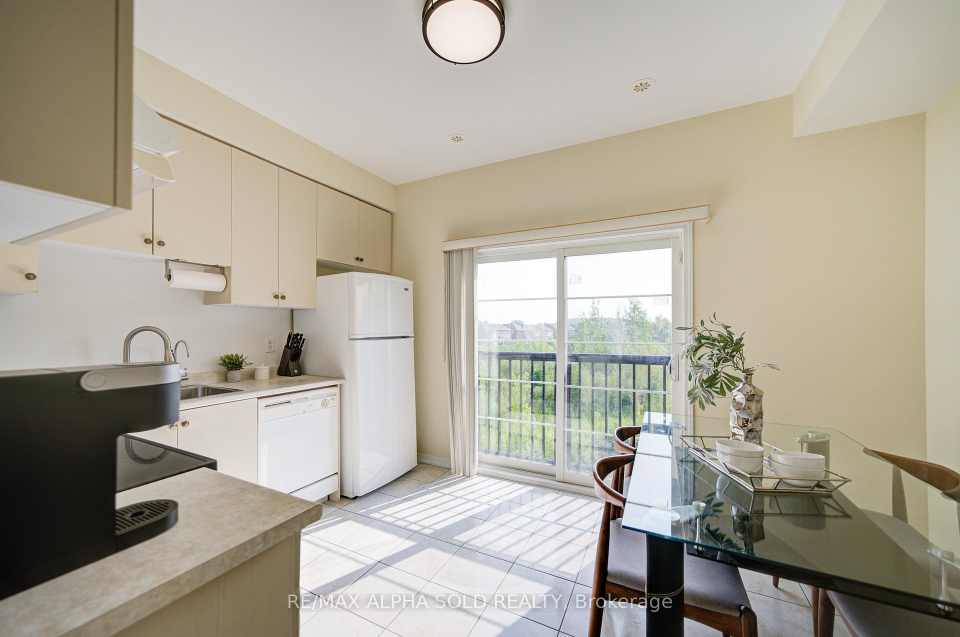 Photo 23 of 43 Beehive Lane, Markham, Wismer — HOMEH