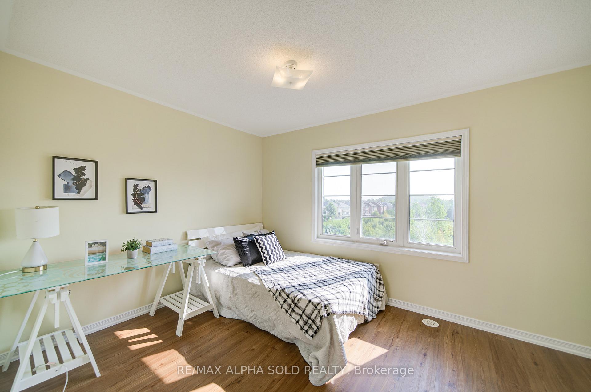 Photo 47 of 43 Beehive Lane, Markham, Wismer — HOMEH