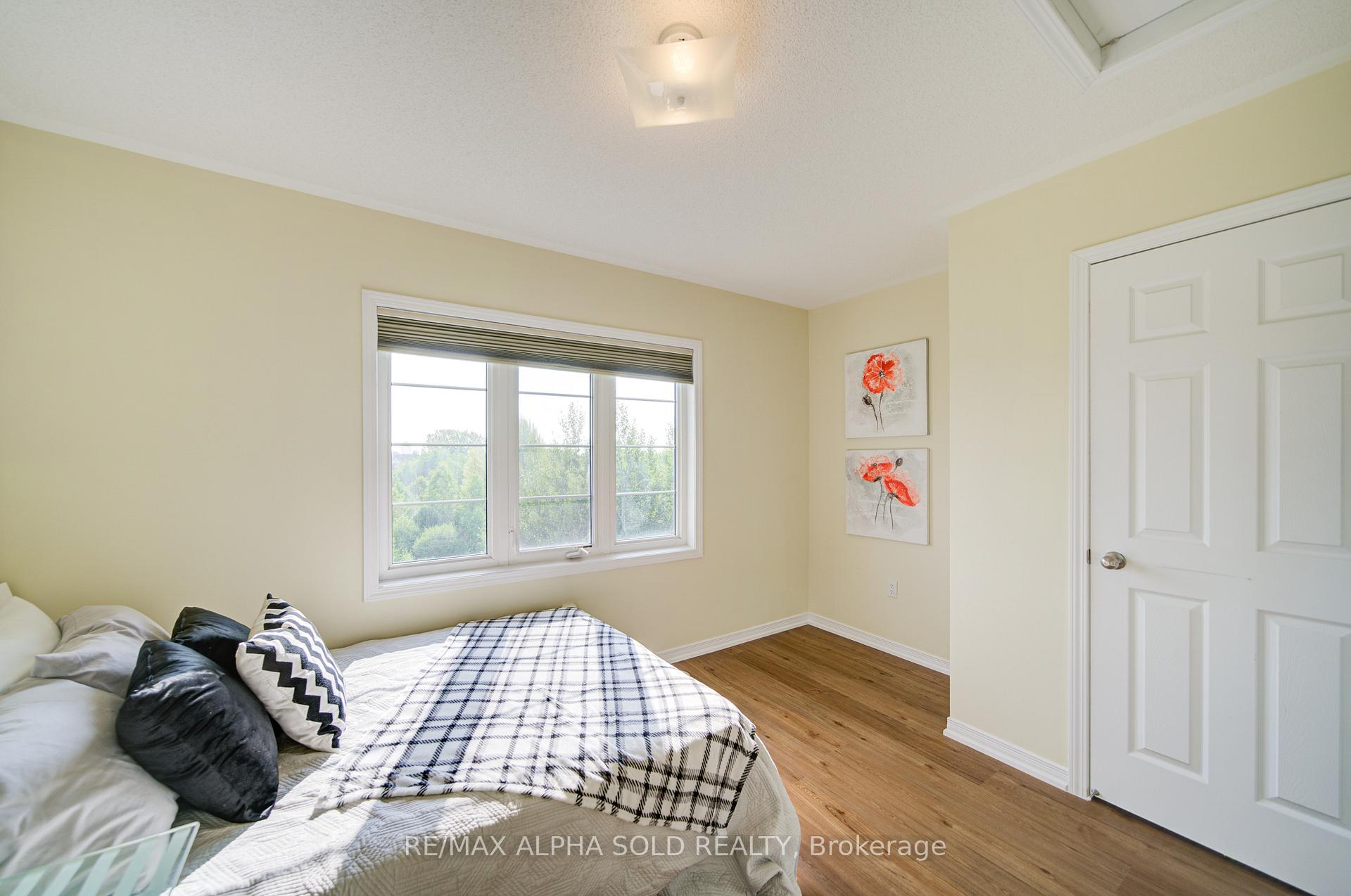 Photo 41 of 43 Beehive Lane, Markham, Wismer — HOMEH