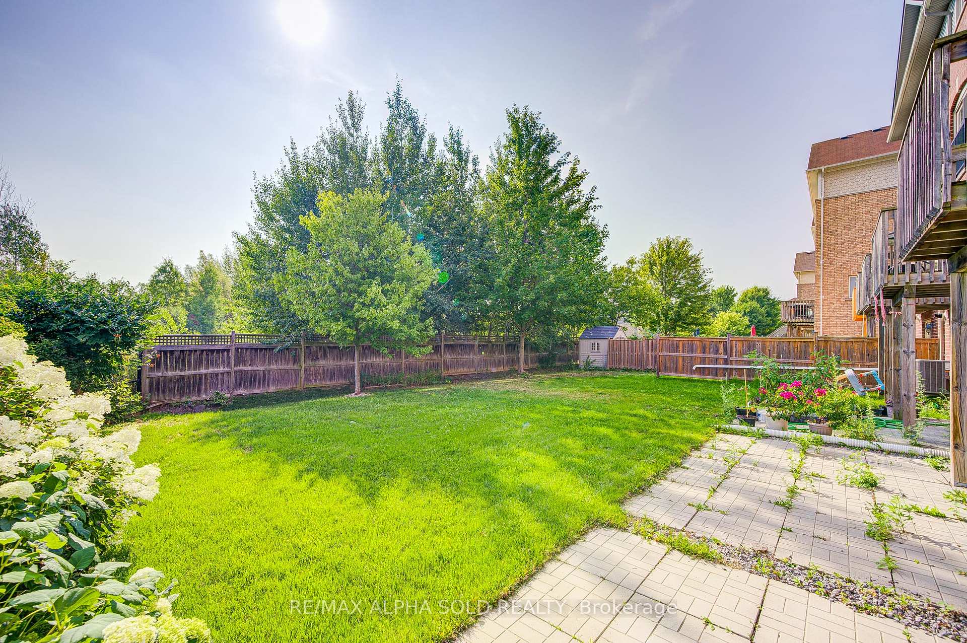 Photo 44 of 43 Beehive Lane, Markham, Wismer — HOMEH