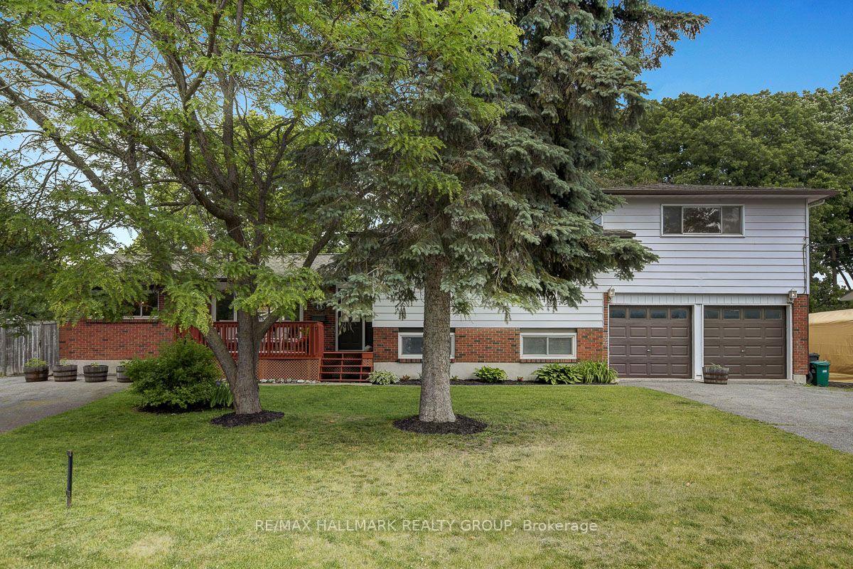 Photo 2 of 43 Gamble Drive, Ottawa, Richmond — HOMEH