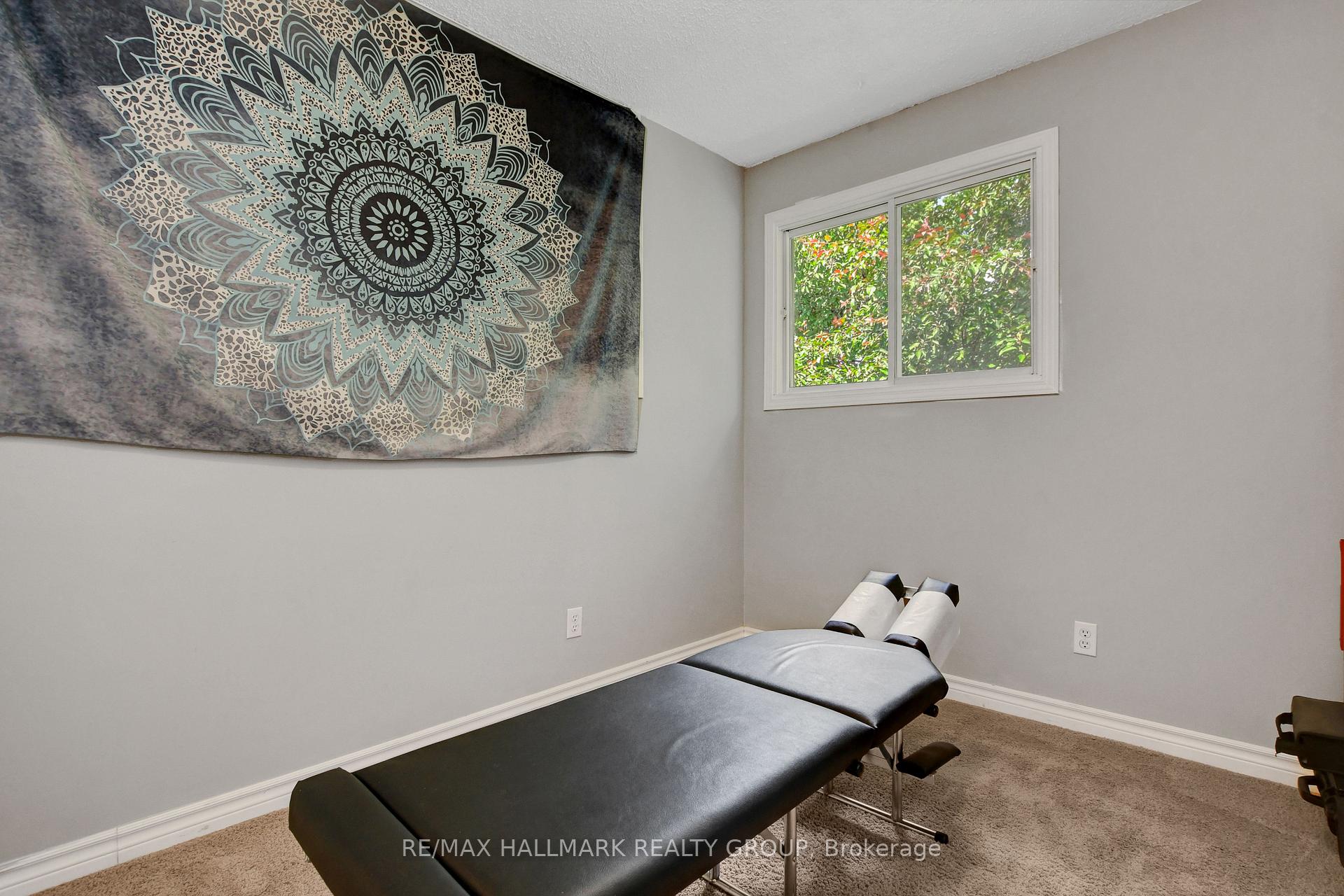 Photo 34 of 43 Gamble Drive, Ottawa, Richmond — HOMEH