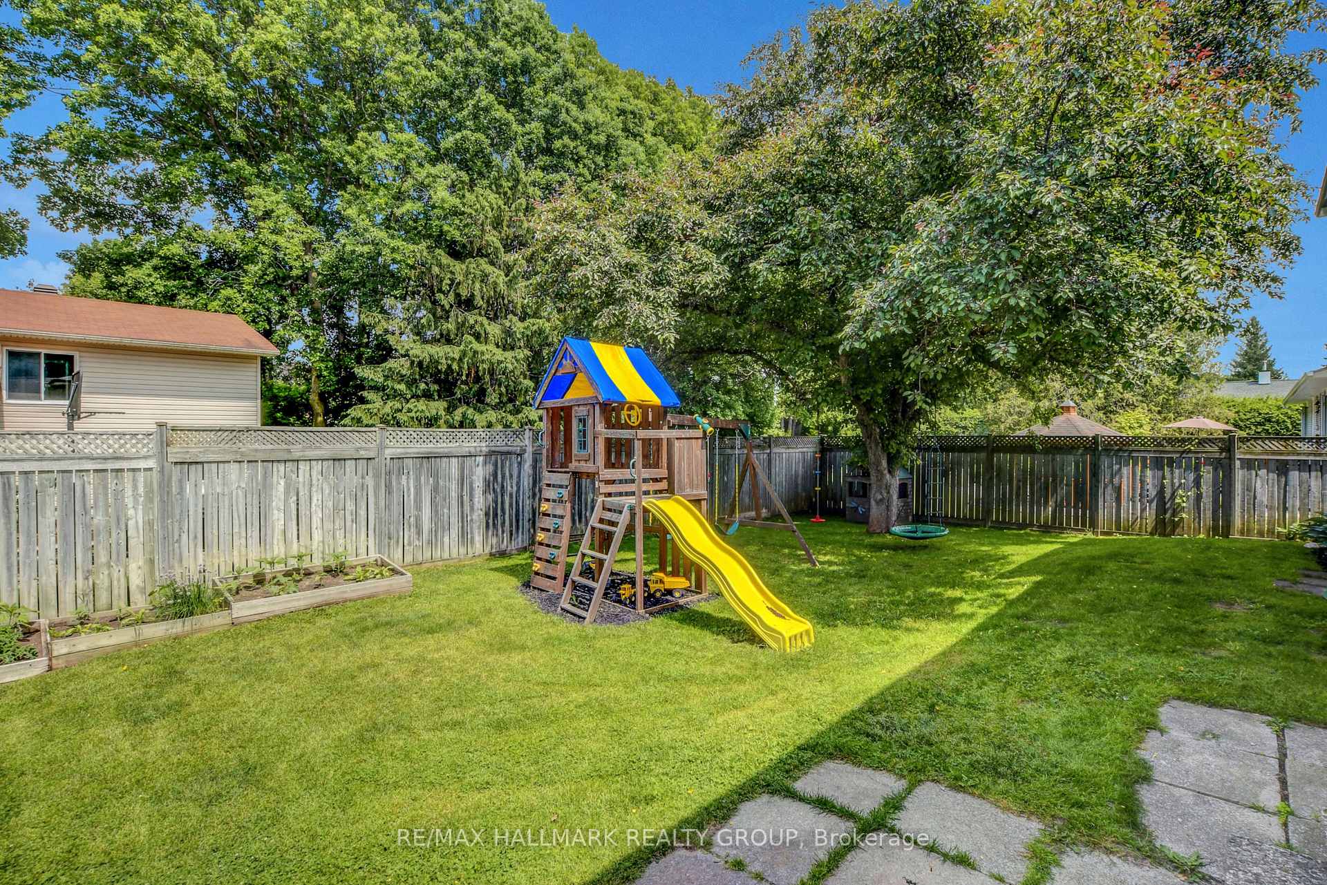 Photo 44 of 43 Gamble Drive, Ottawa, Richmond — HOMEH
