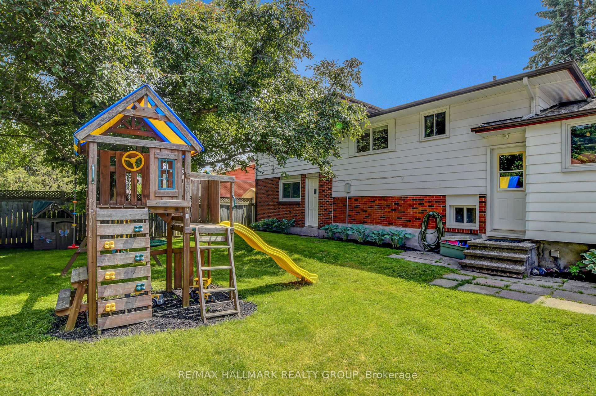 Photo 45 of 43 Gamble Drive, Ottawa, Richmond — HOMEH