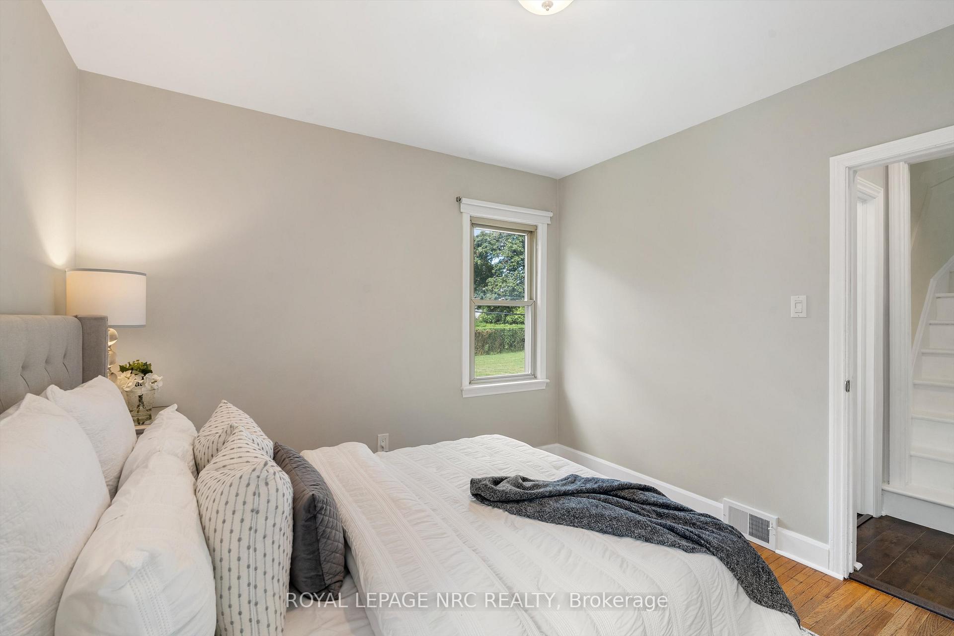 Photo 24 of 3 East Lynn Street E, St. Catharines, Vine/Linwell — HOMEH