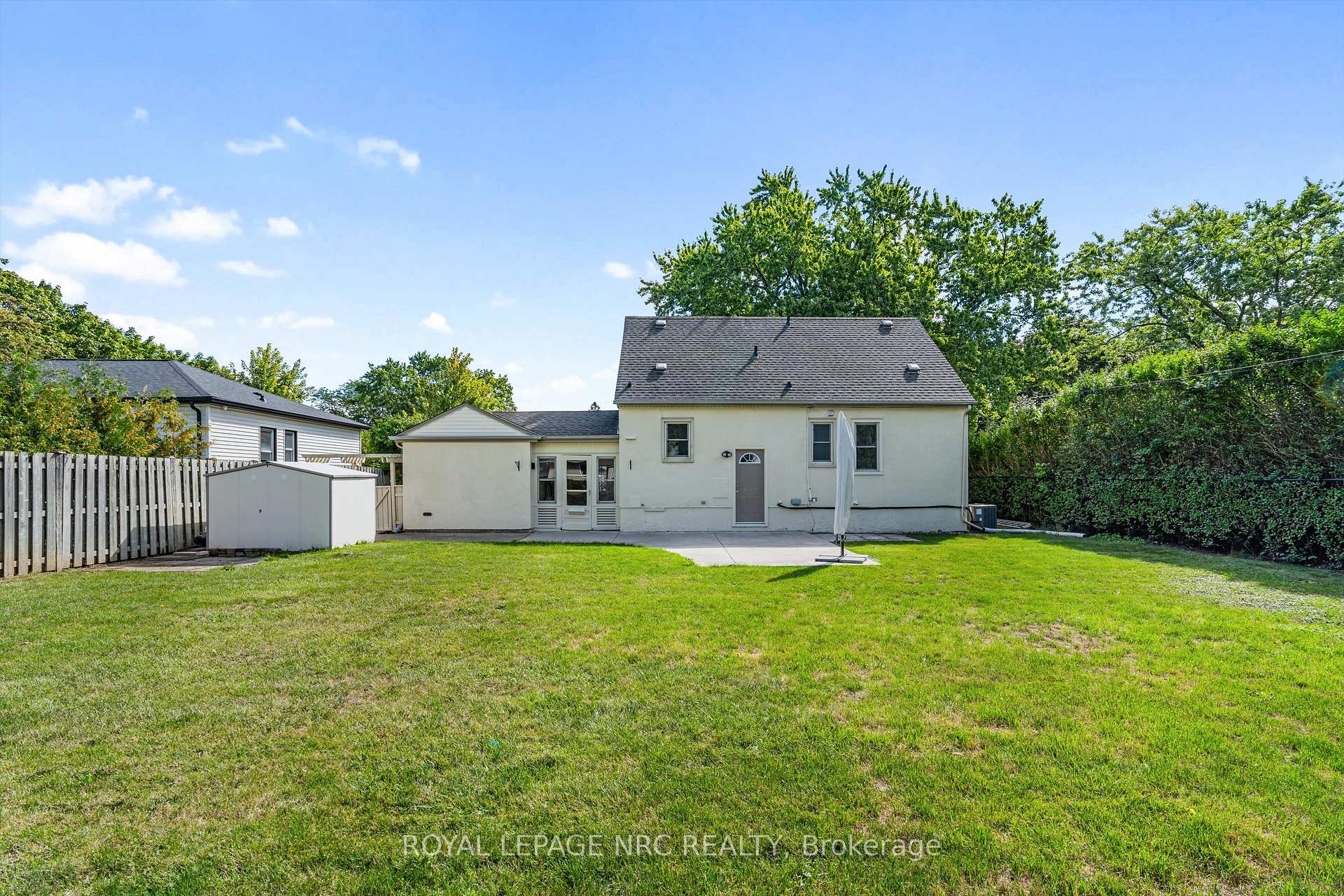 Photo 31 of 3 East Lynn Street E, St. Catharines, Vine/Linwell — HOMEH