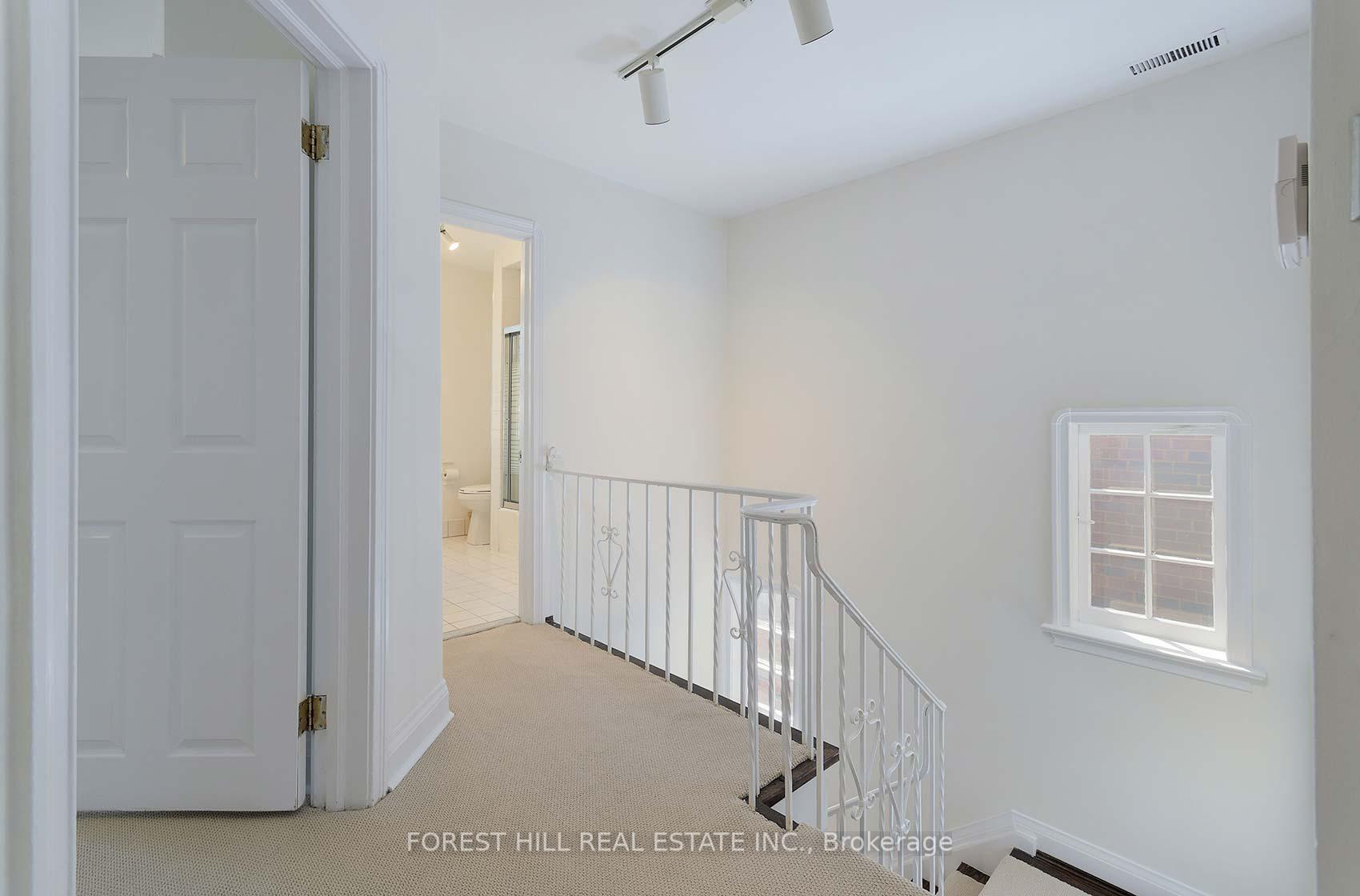 Photo 14 of 10 Peveril Hill S, Toronto, Humewood-Cedarvale — HOMEH