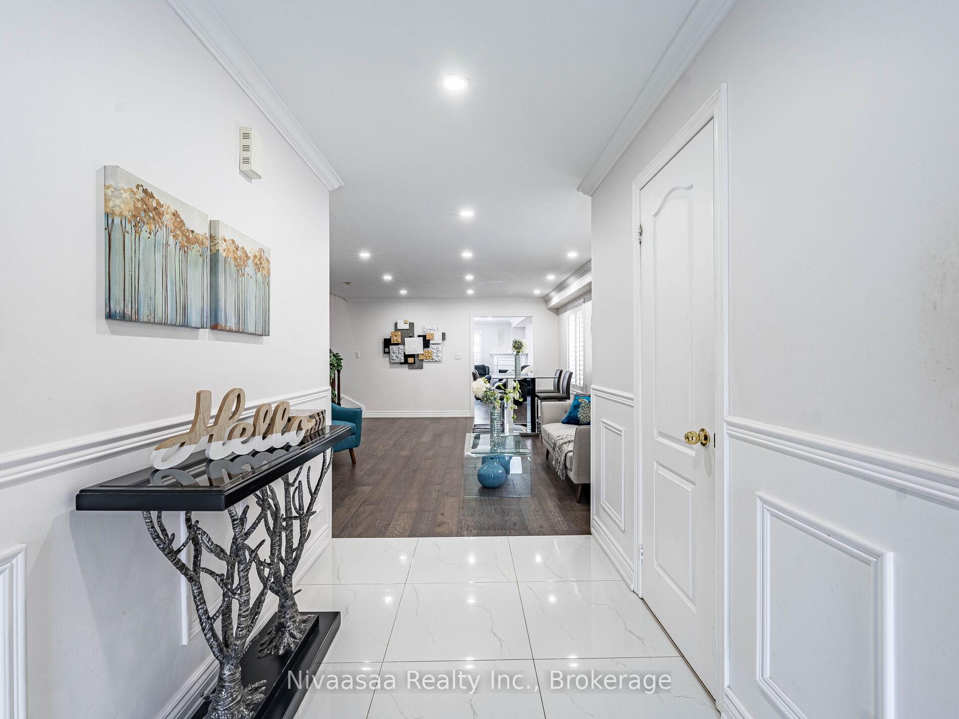 Photo 3 of 155 Castle Park Boulevard, Vaughan, Sonoma Heights — HOMEH