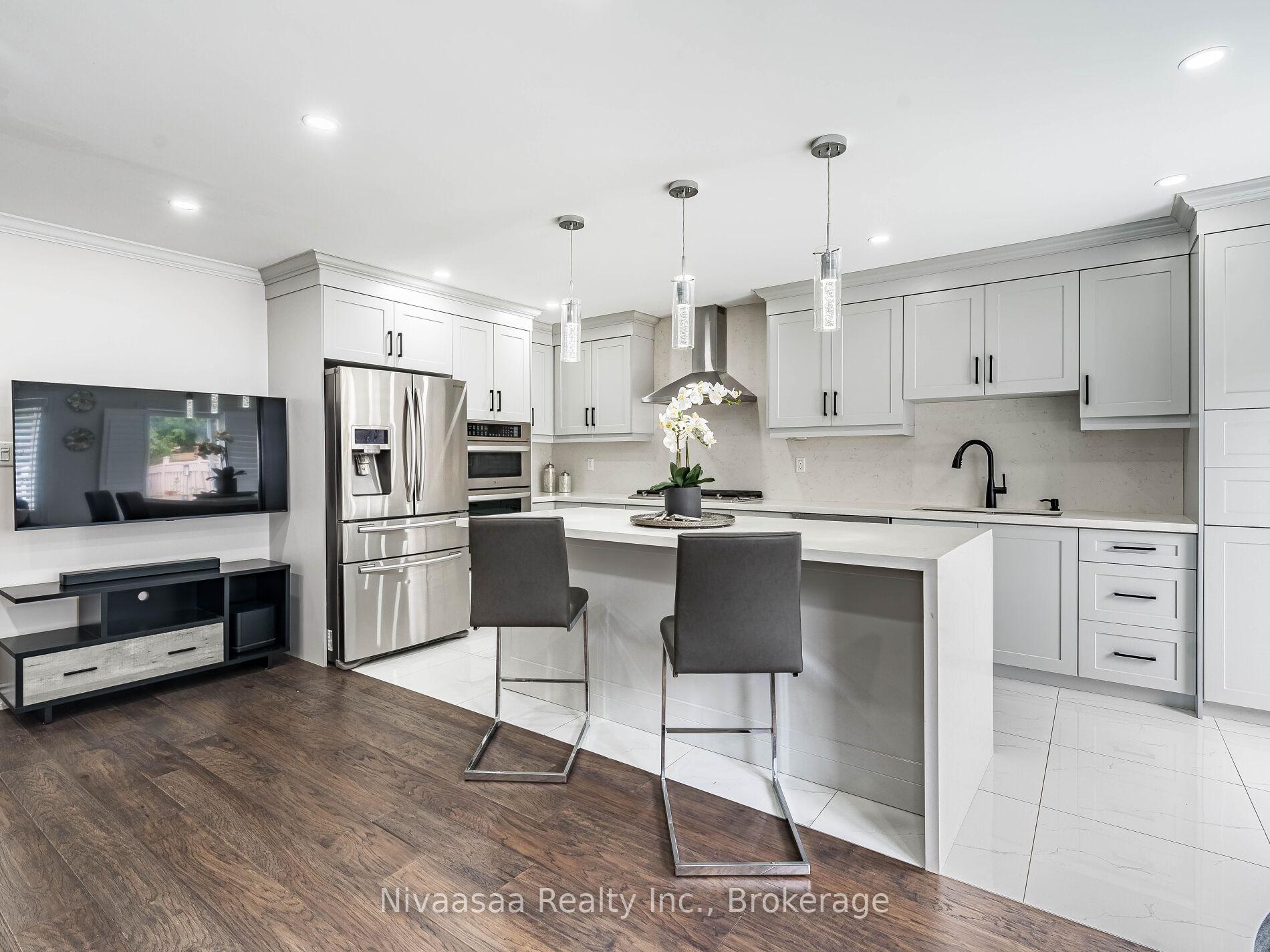 Photo 12 of 155 Castle Park Boulevard, Vaughan, Sonoma Heights — HOMEH