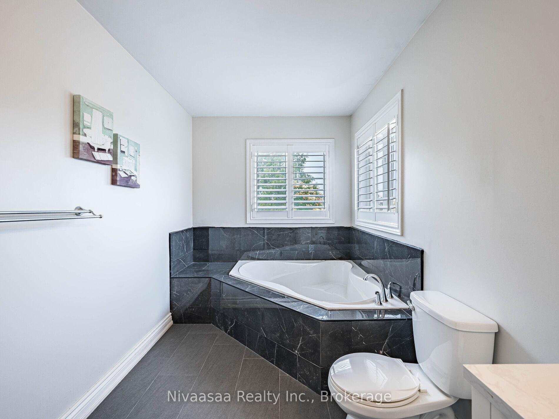 Photo 35 of 155 Castle Park Boulevard, Vaughan, Sonoma Heights — HOMEH