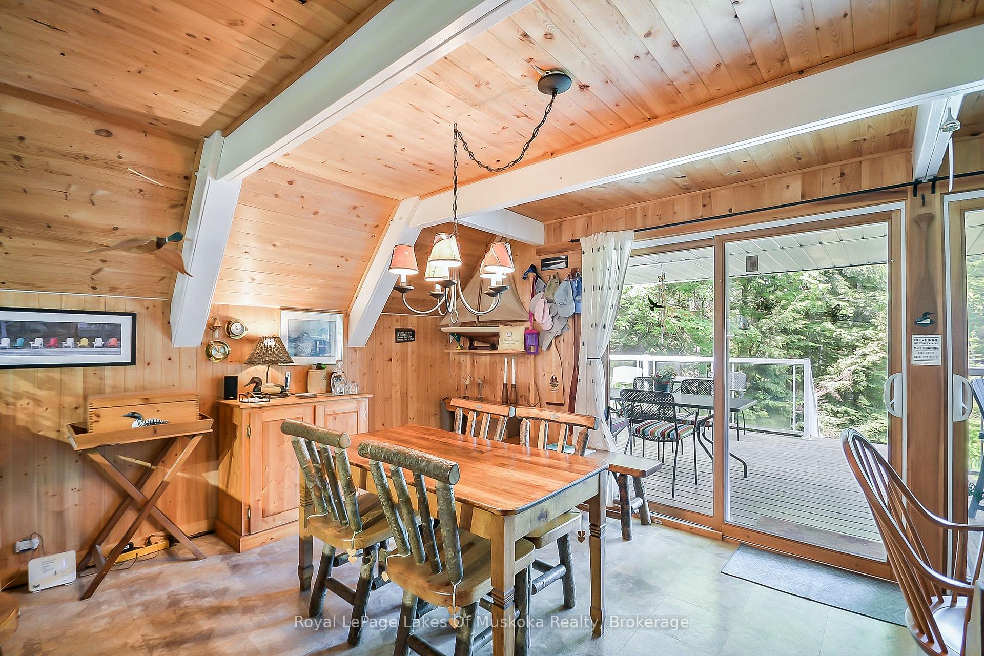 Photo 11 of 1005 Kirkpatrick Lane, Bracebridge, Draper — HOMEH