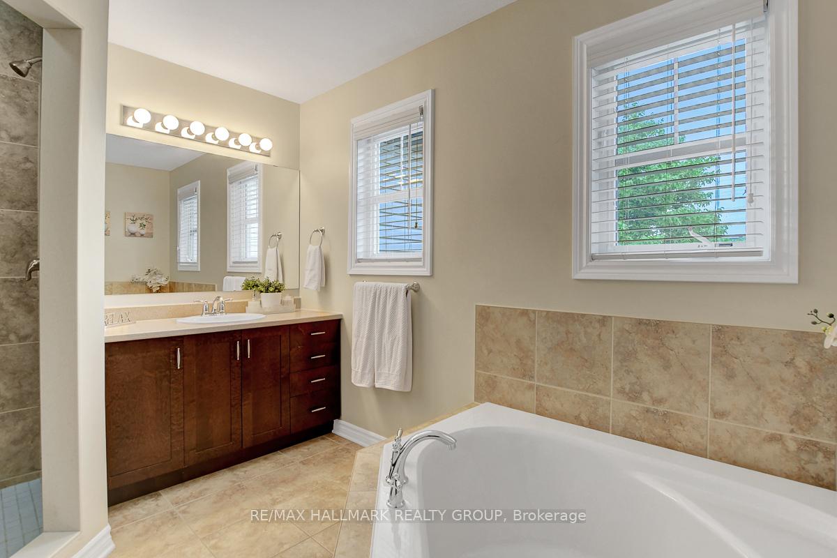Photo 14 of 3597 Cambrian Road, Ottawa, Barrhaven - Half Moon Bay — HOMEH
