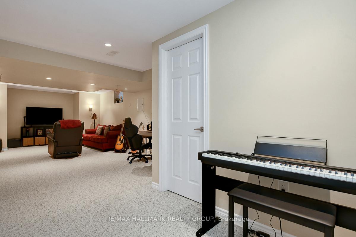 Photo 19 of 3597 Cambrian Road, Ottawa, Barrhaven - Half Moon Bay — HOMEH