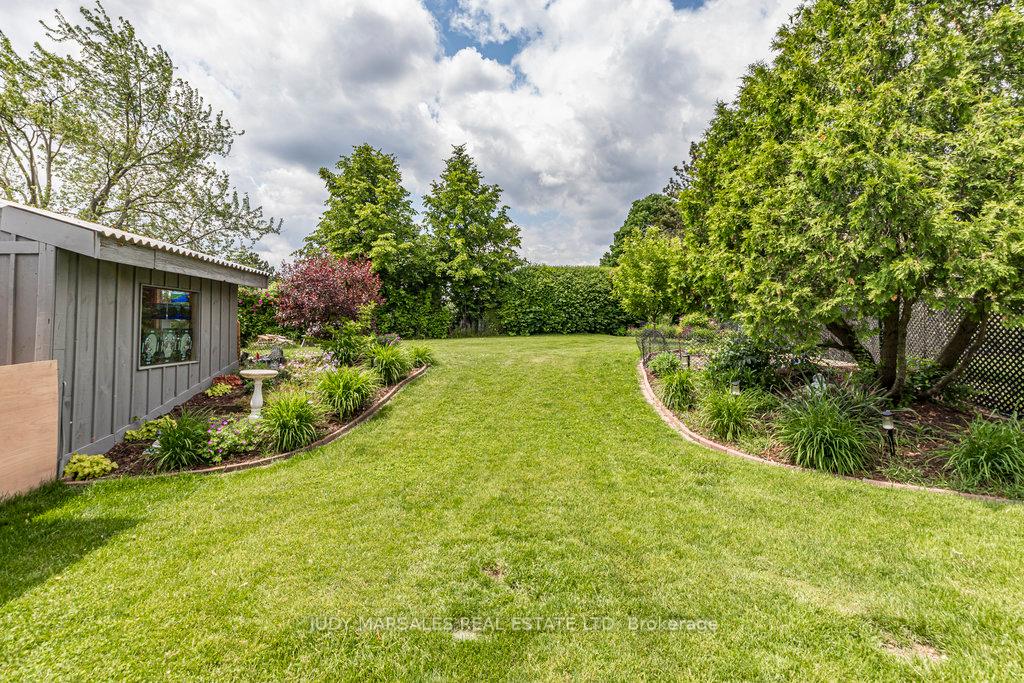 Photo 49 of 3 Romar Drive, Hamilton, Rural Flamborough — HOMEH