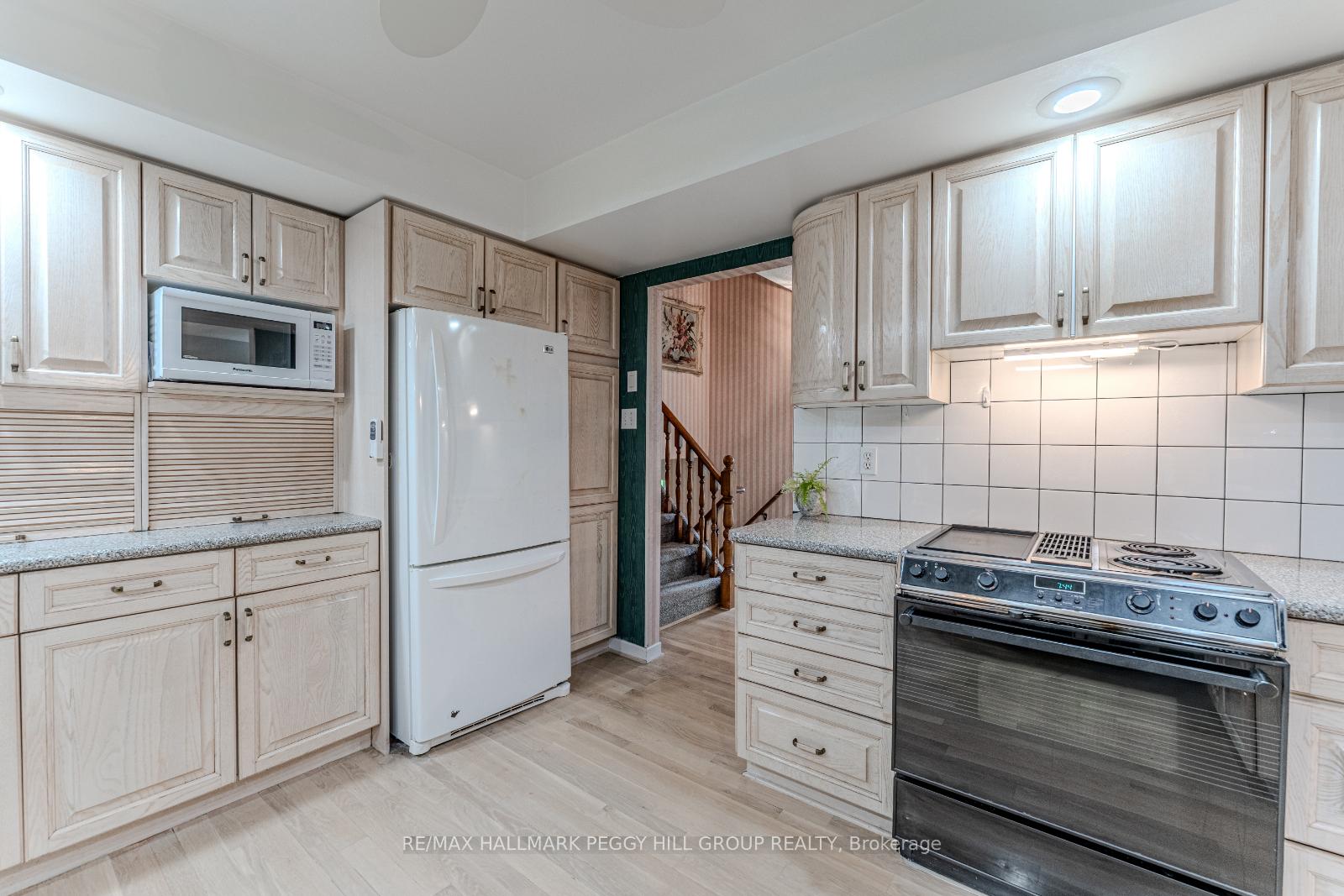 Photo 20 of 3384 Dobson Road, Springwater, Centre Vespra — HOMEH