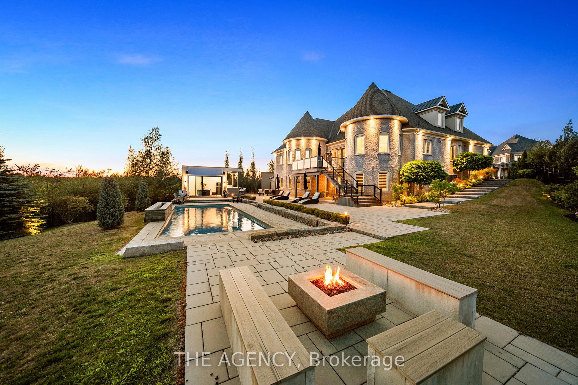 Photo 1 of 36 Chuck Ormsby Crescent, King, King City — HOMEH