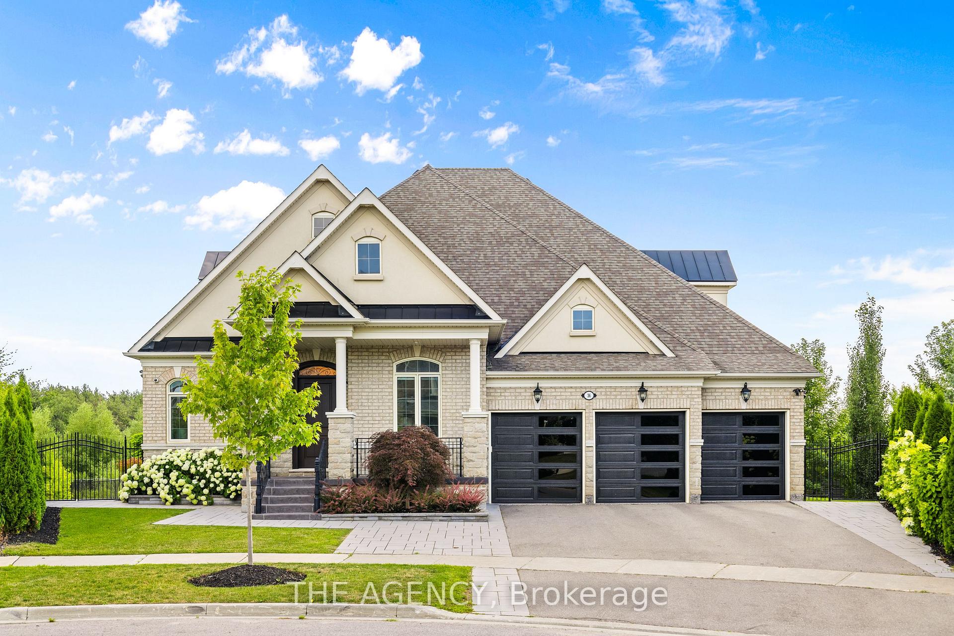Photo 2 of 36 Chuck Ormsby Crescent, King, King City — HOMEH