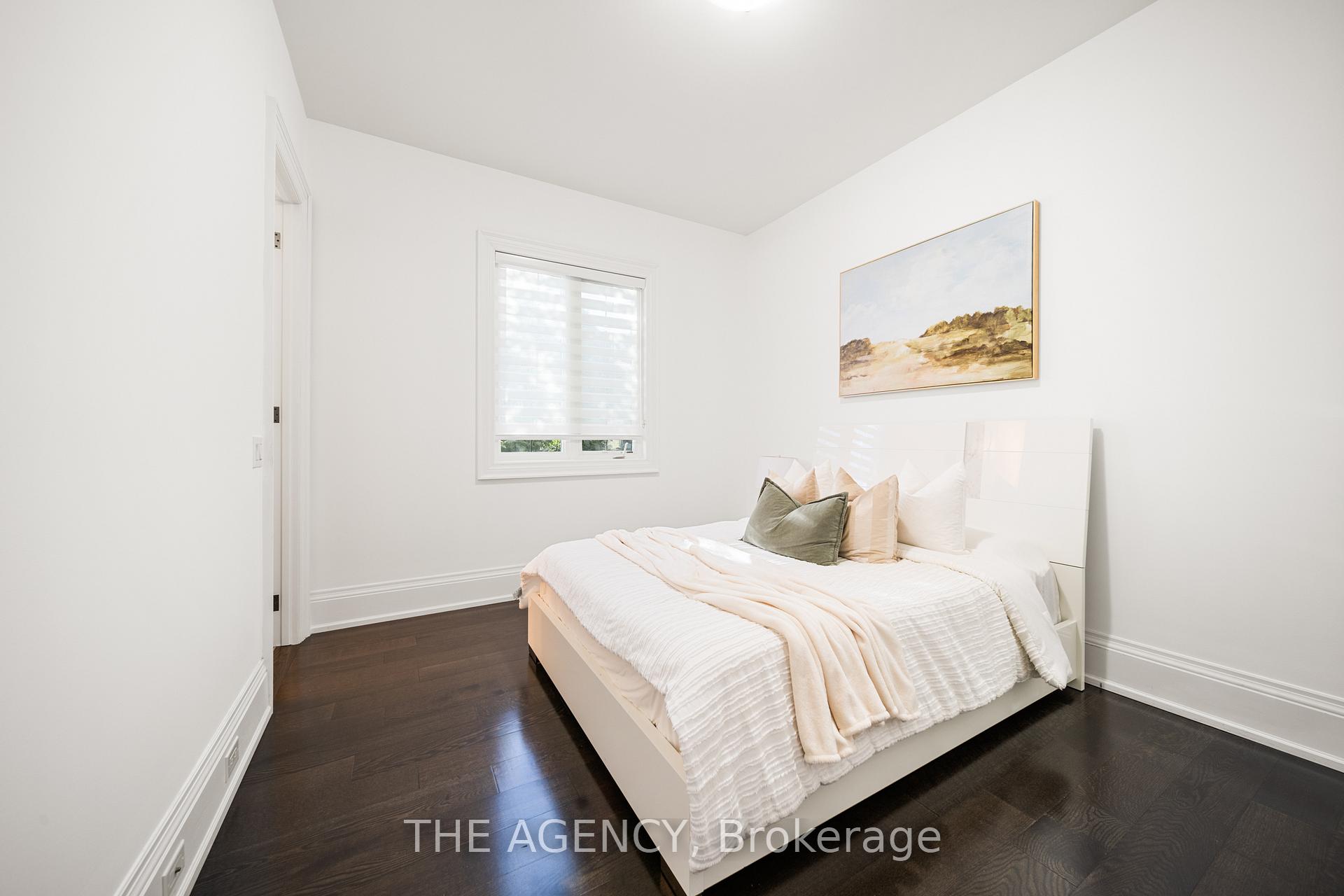 Photo 9 of 36 Chuck Ormsby Crescent, King, King City — HOMEH