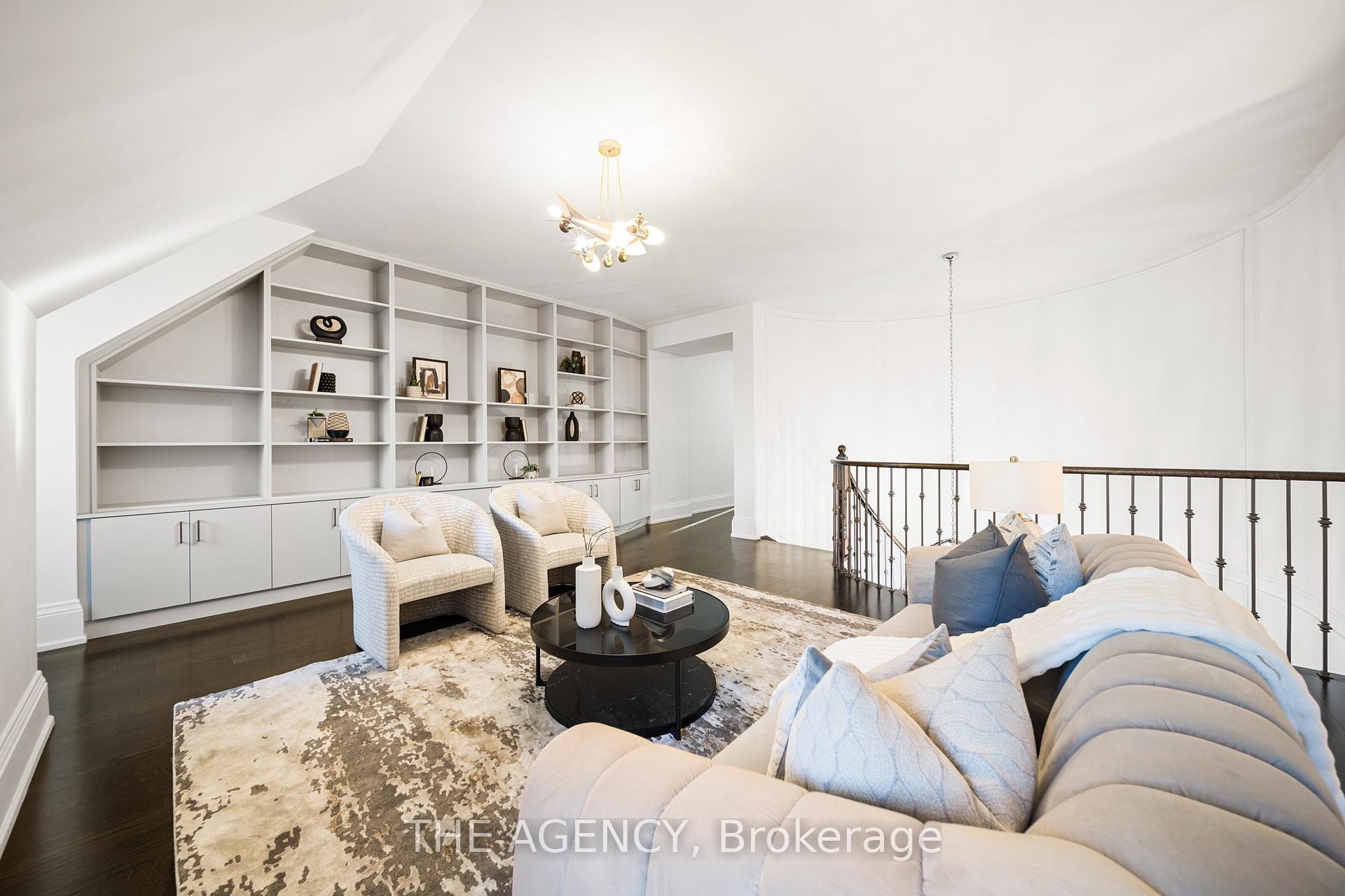 Photo 13 of 36 Chuck Ormsby Crescent, King, King City — HOMEH