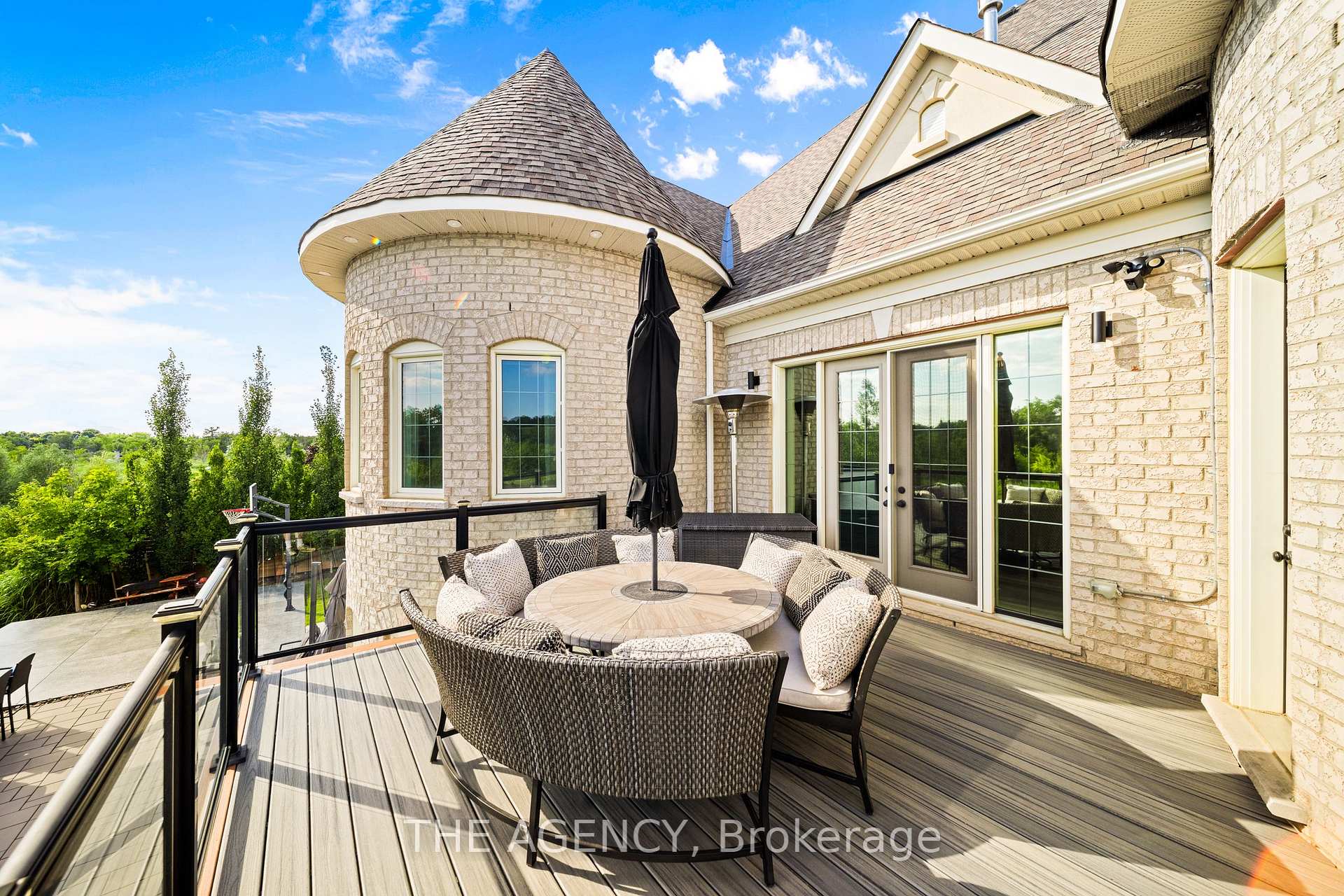 Photo 35 of 36 Chuck Ormsby Crescent, King, King City — HOMEH