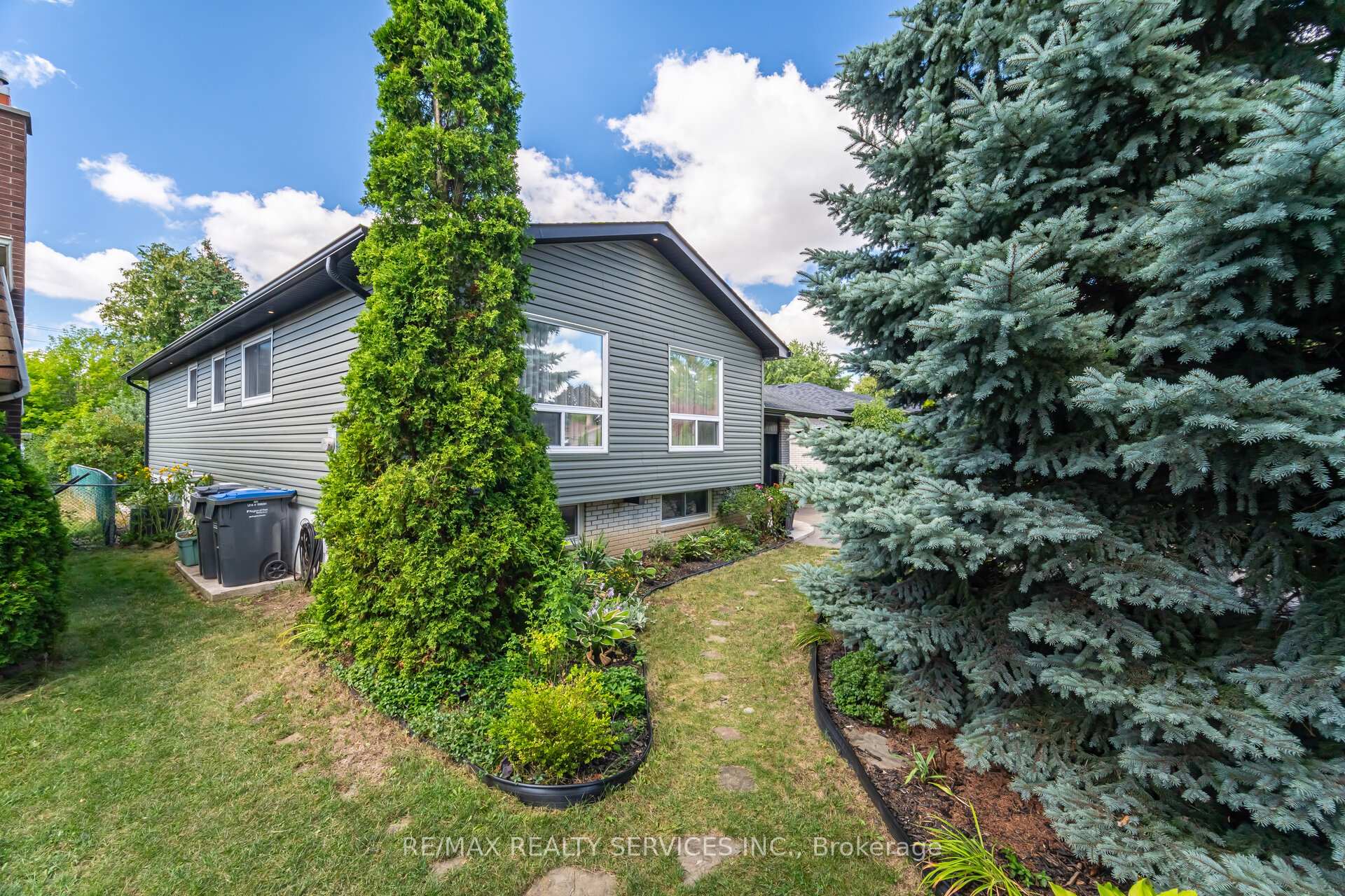 Photo 21 of 38 Grassmere Crescent, Brampton, Northgate — HOMEH