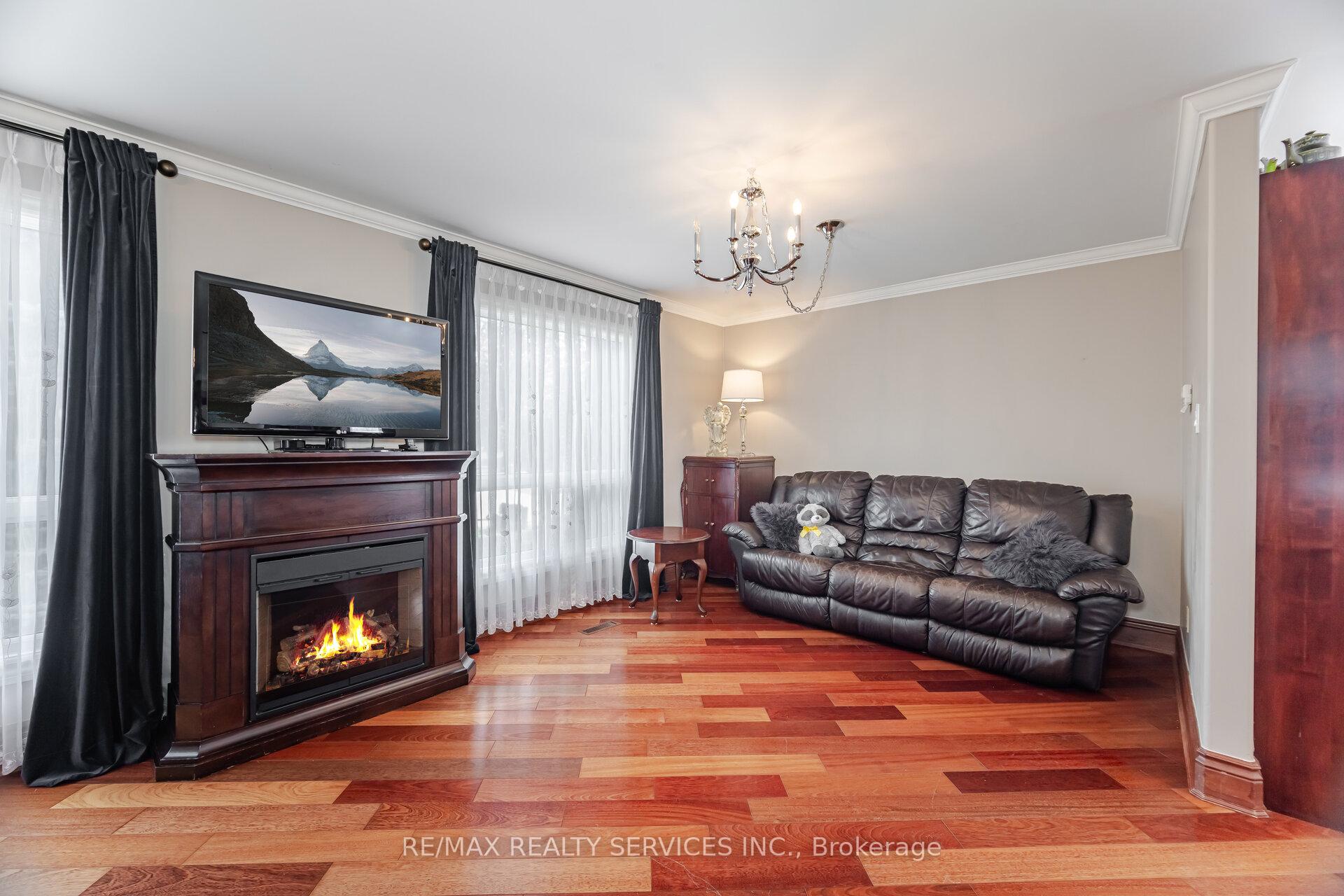 Photo 18 of 38 Grassmere Crescent, Brampton, Northgate — HOMEH