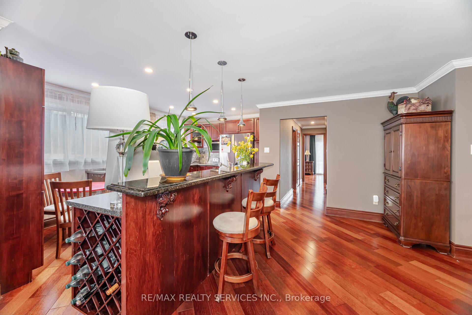 Photo 12 of 38 Grassmere Crescent, Brampton, Northgate — HOMEH